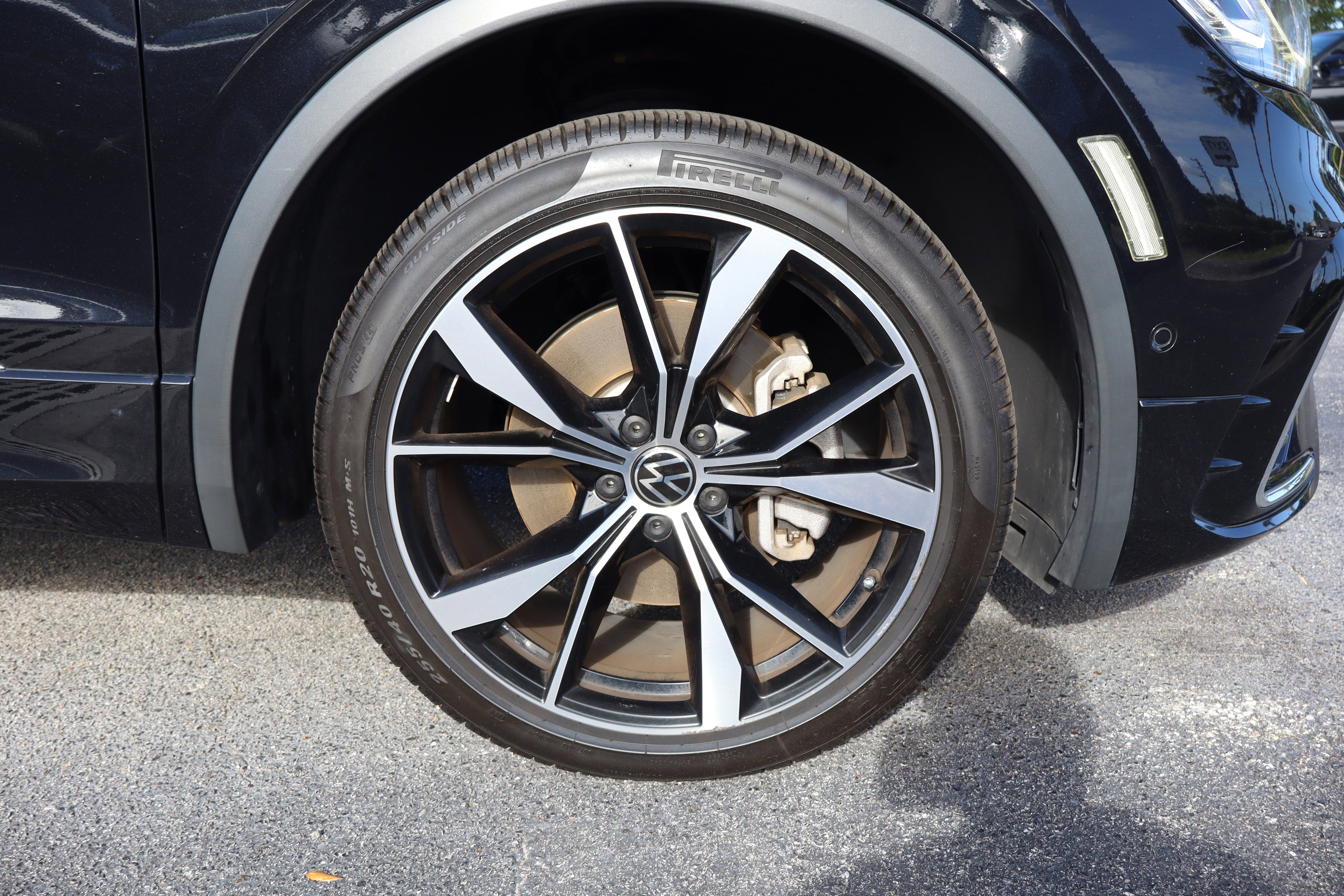 2022 Volkswagen Tiguan SEL R-Line