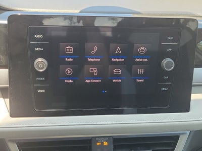 2026 Volkswagen Taos SEL