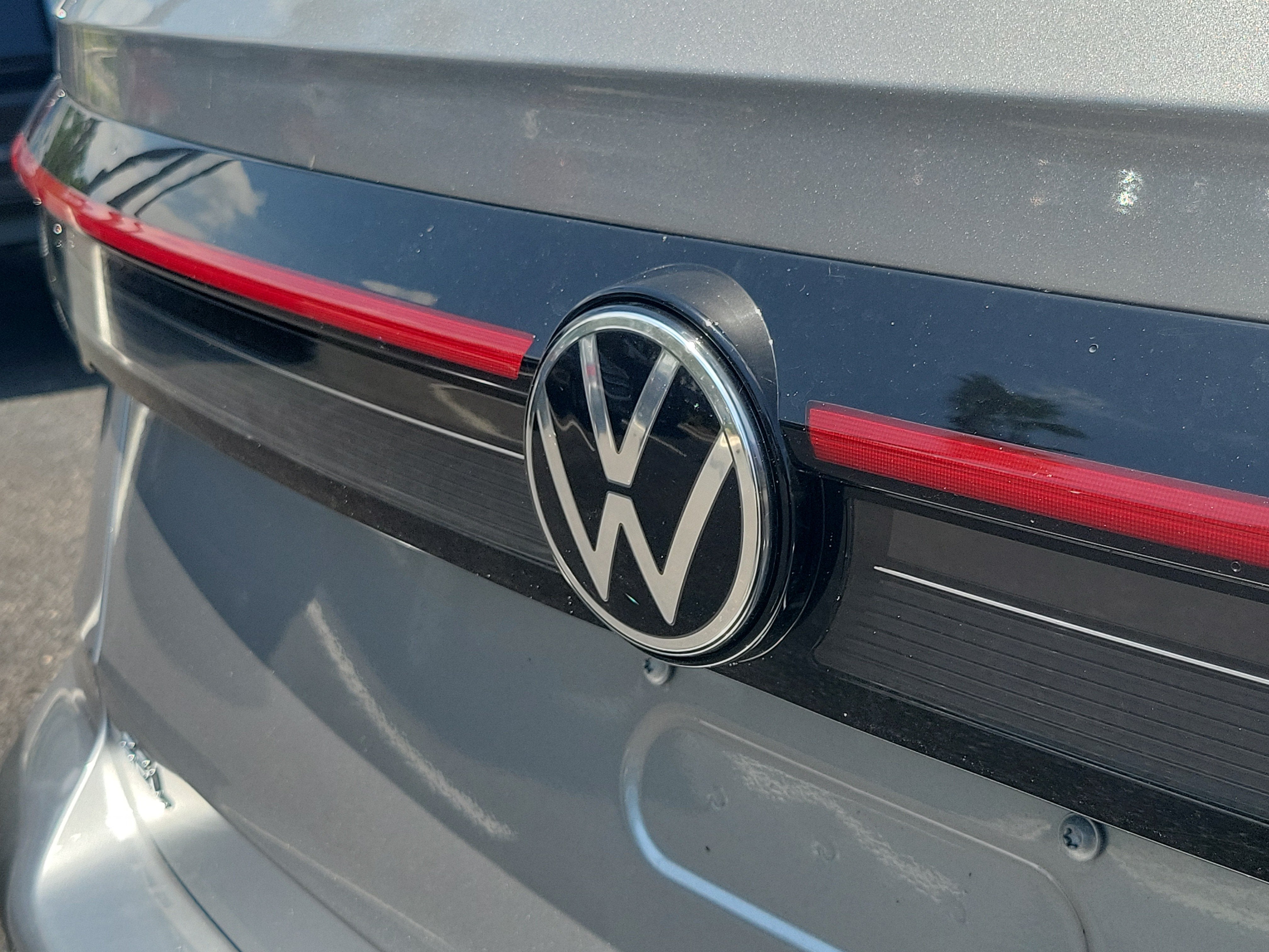 2026 Volkswagen Taos SEL