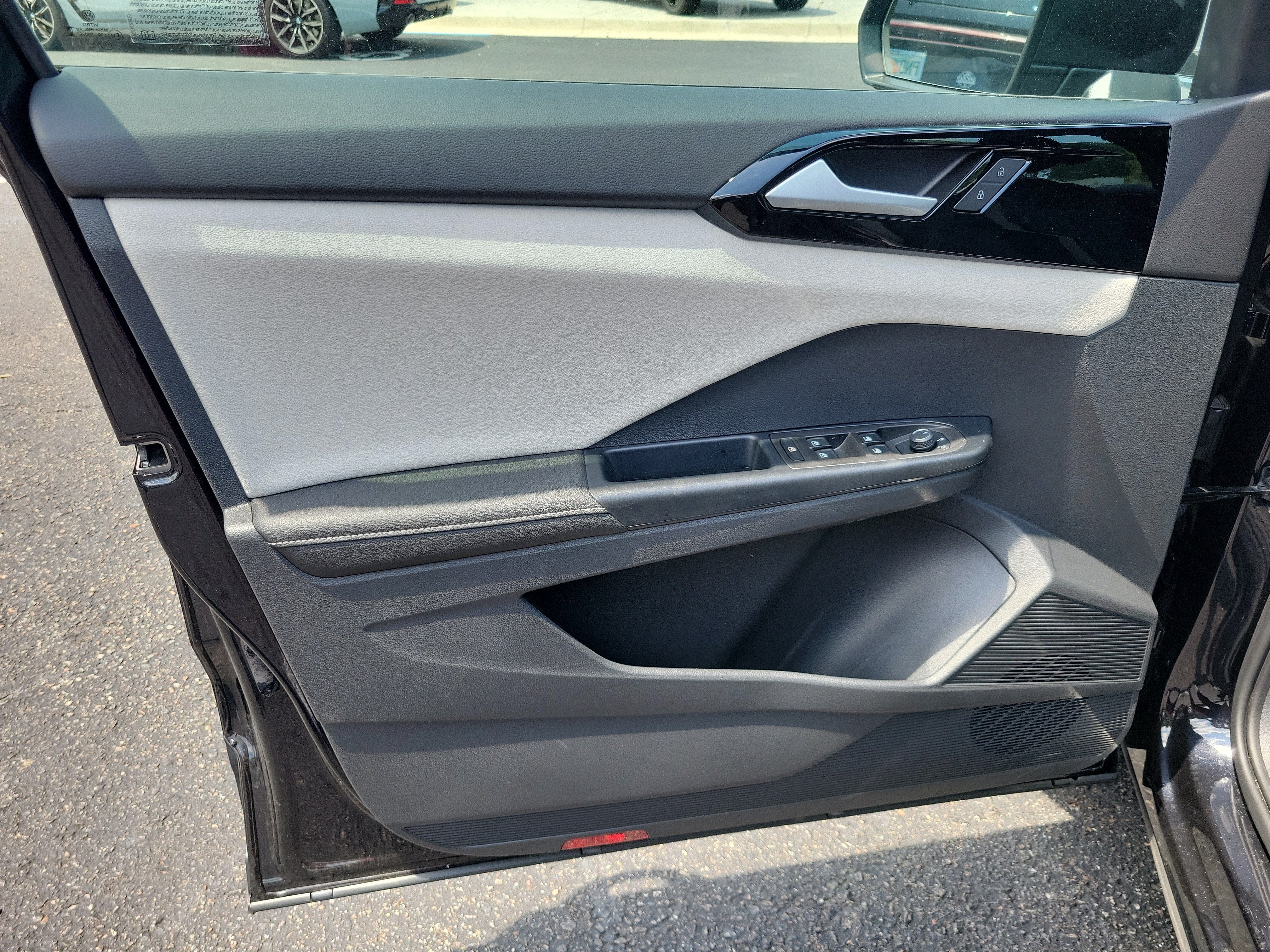 2025 Volkswagen Taos S