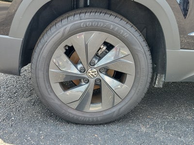 2025 Volkswagen Taos S