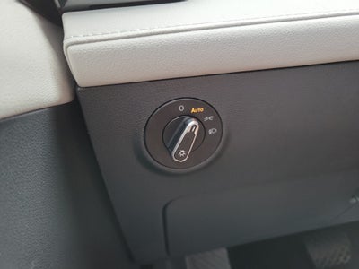 2025 Volkswagen Taos S