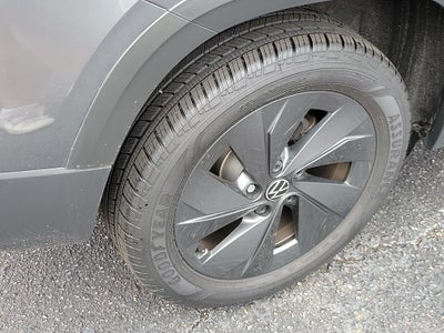 2025 Volkswagen Taos S
