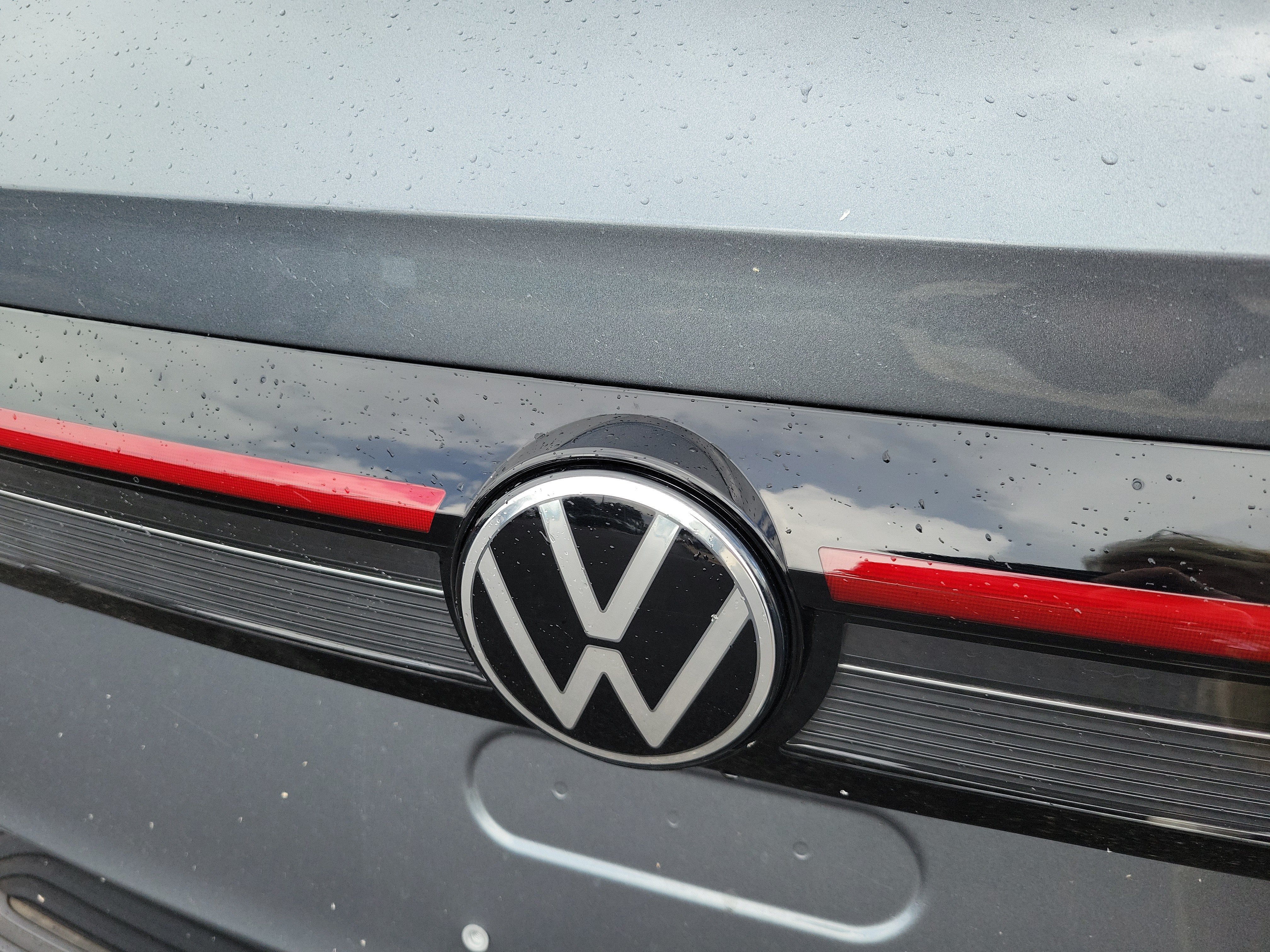 2025 Volkswagen Taos S