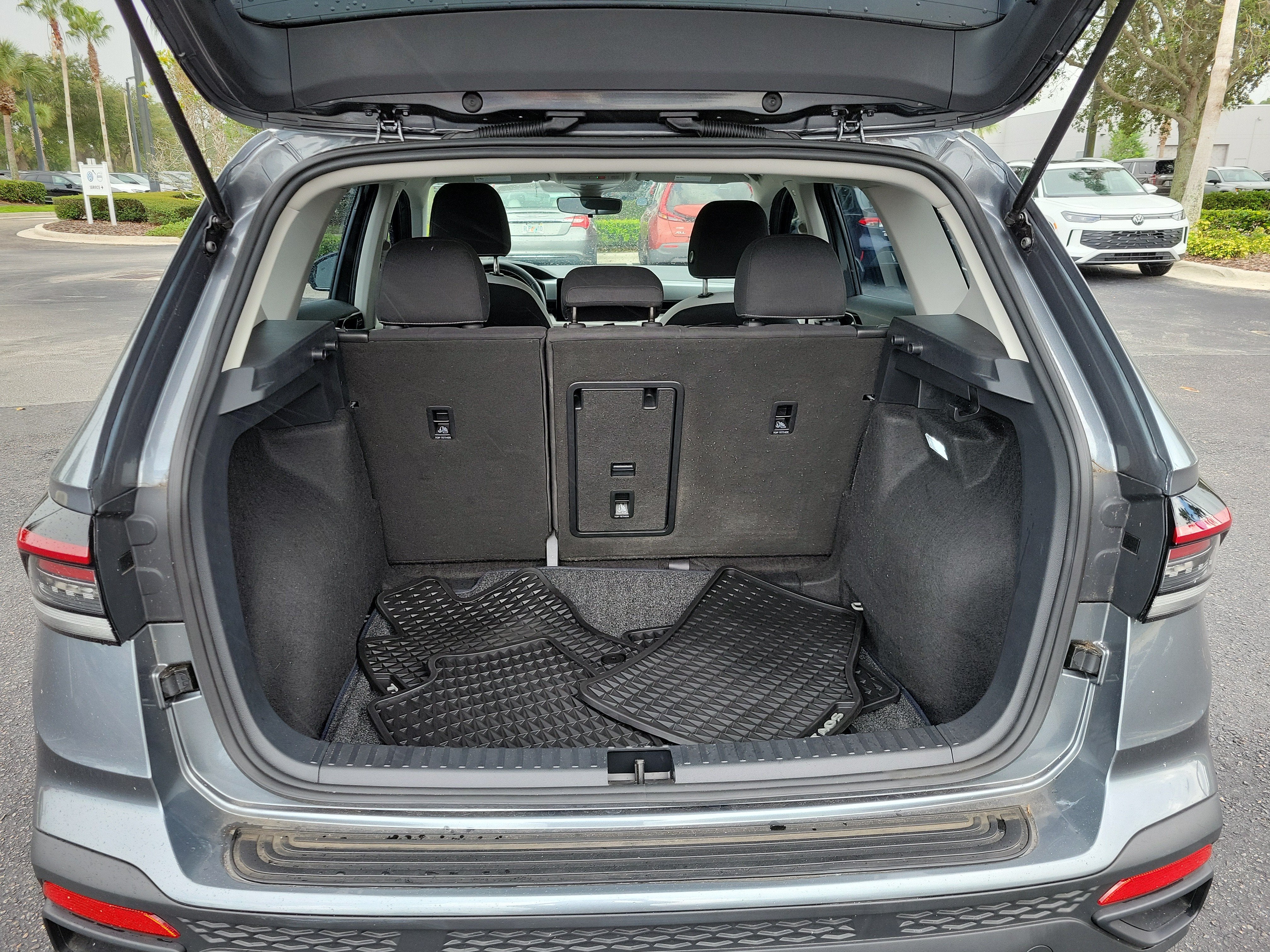 2025 Volkswagen Taos S