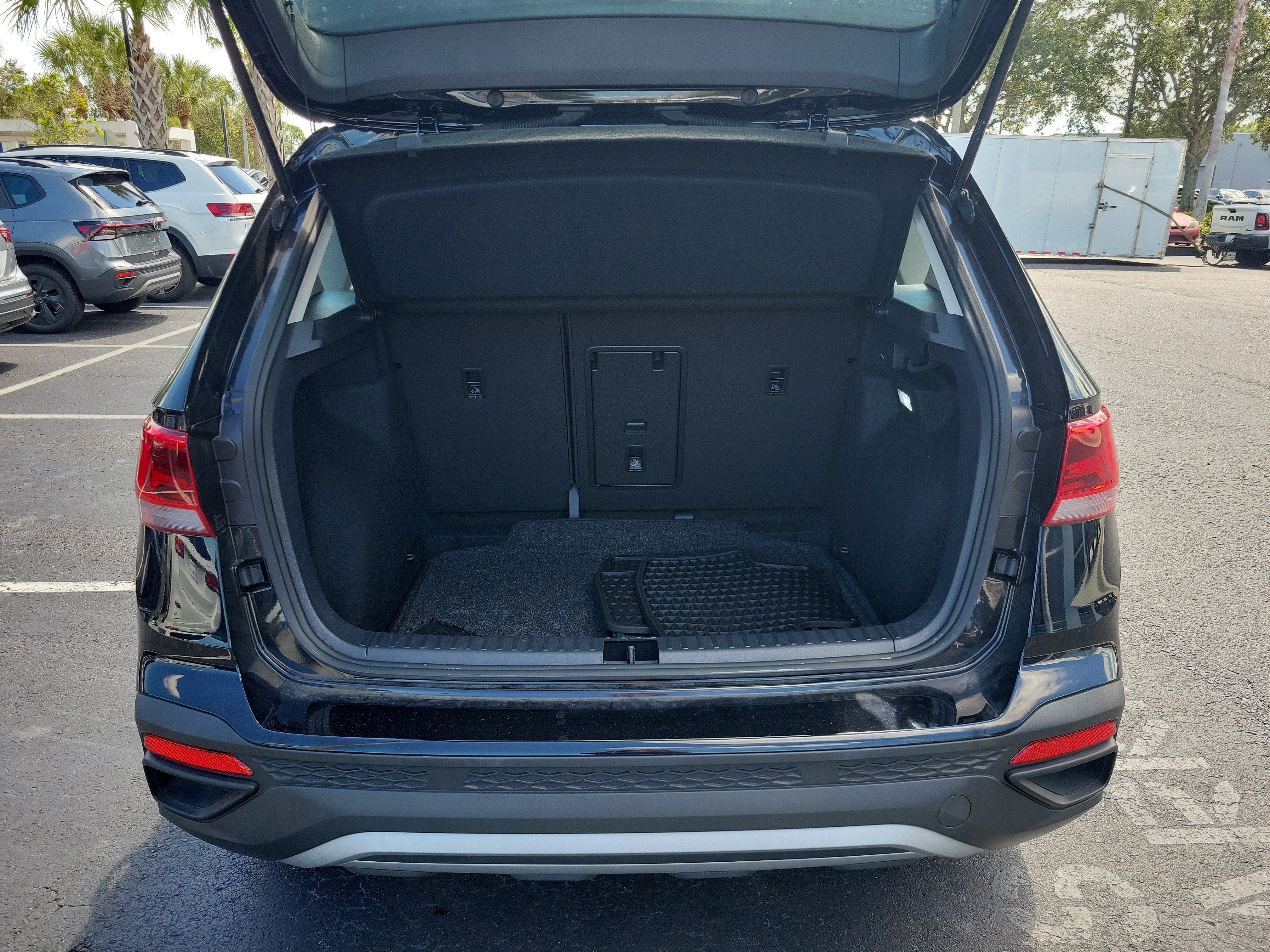 2024 Volkswagen Taos S