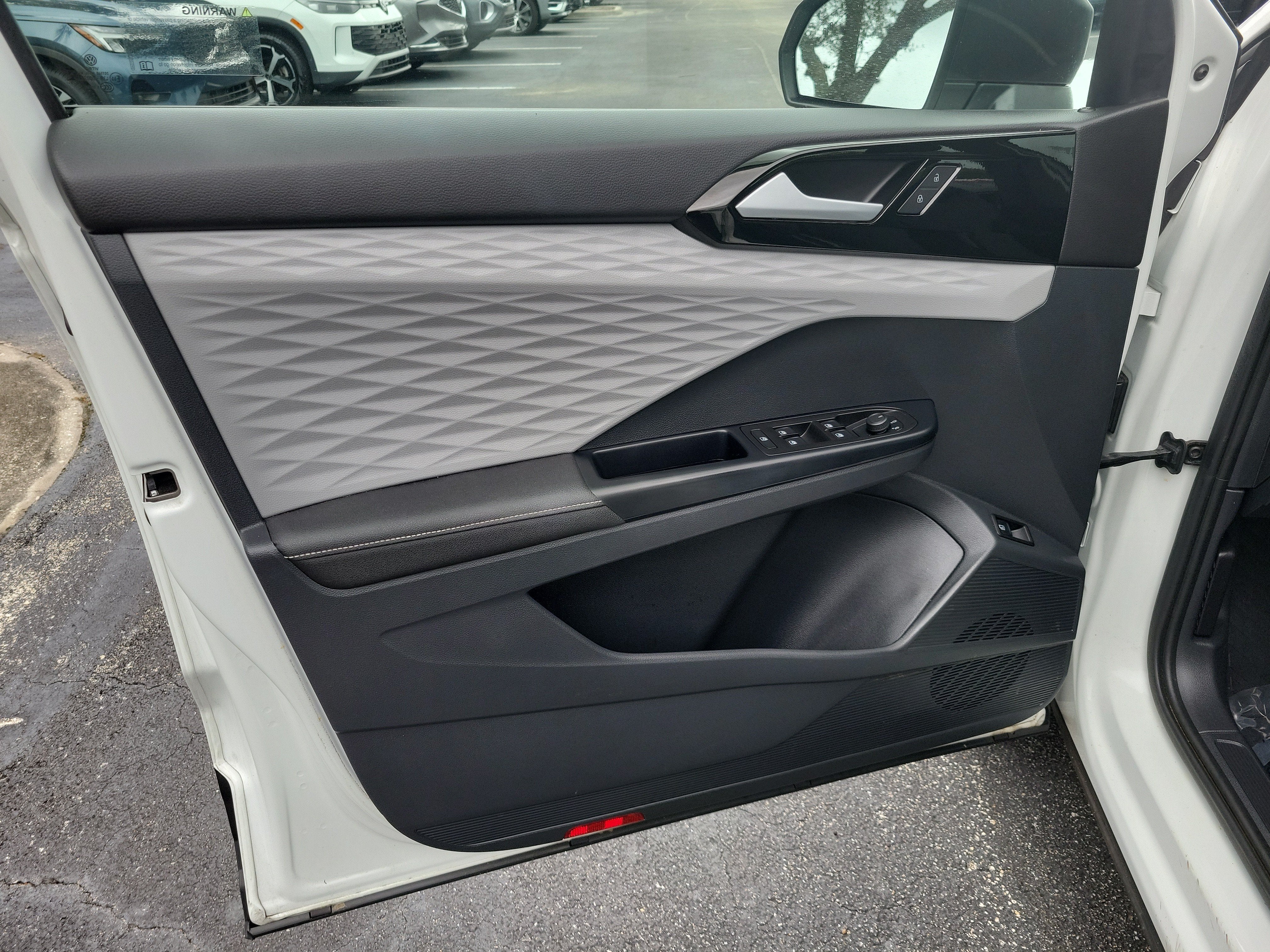 2024 Volkswagen Taos S