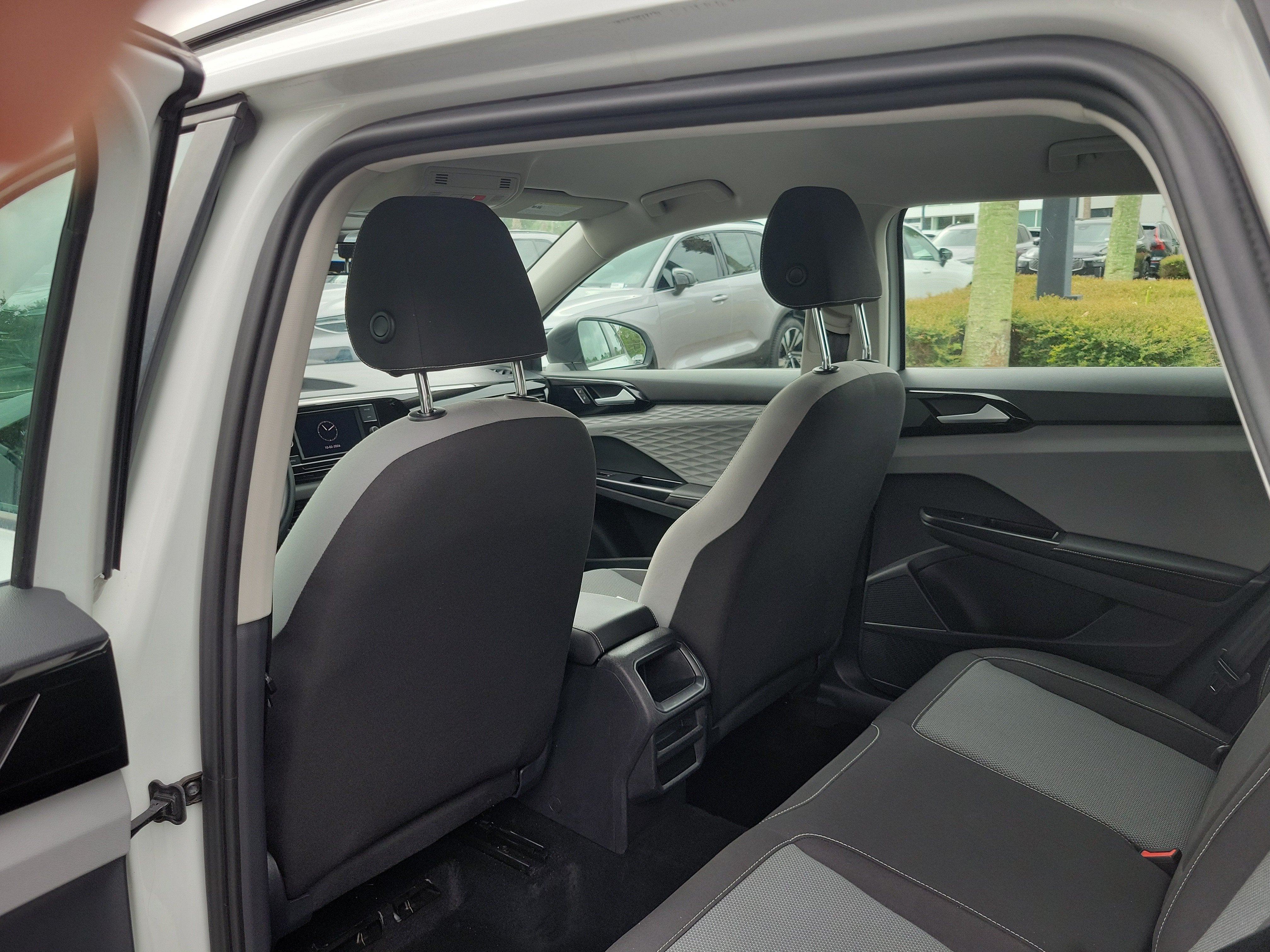 2024 Volkswagen Taos S