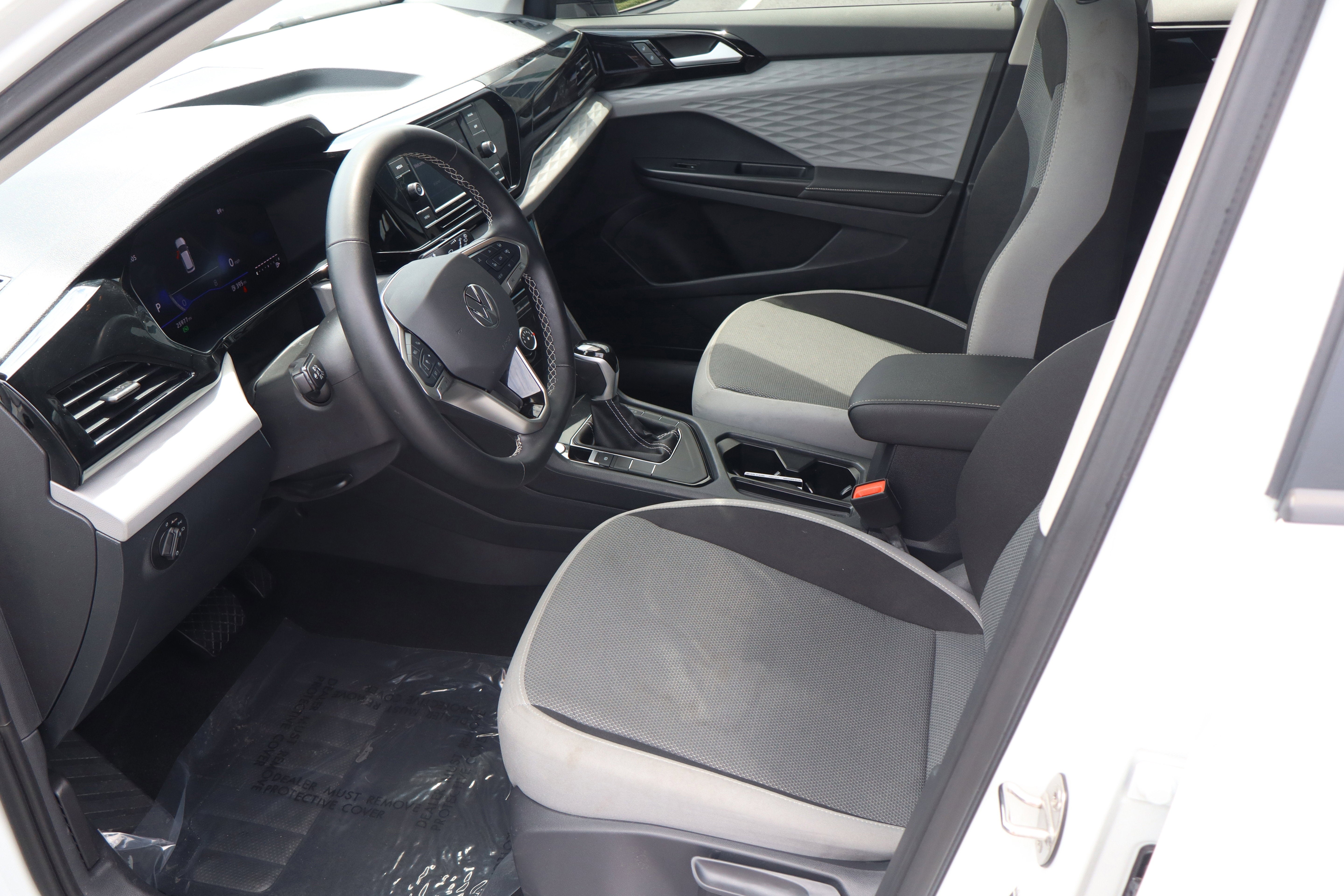 2024 Volkswagen Taos S