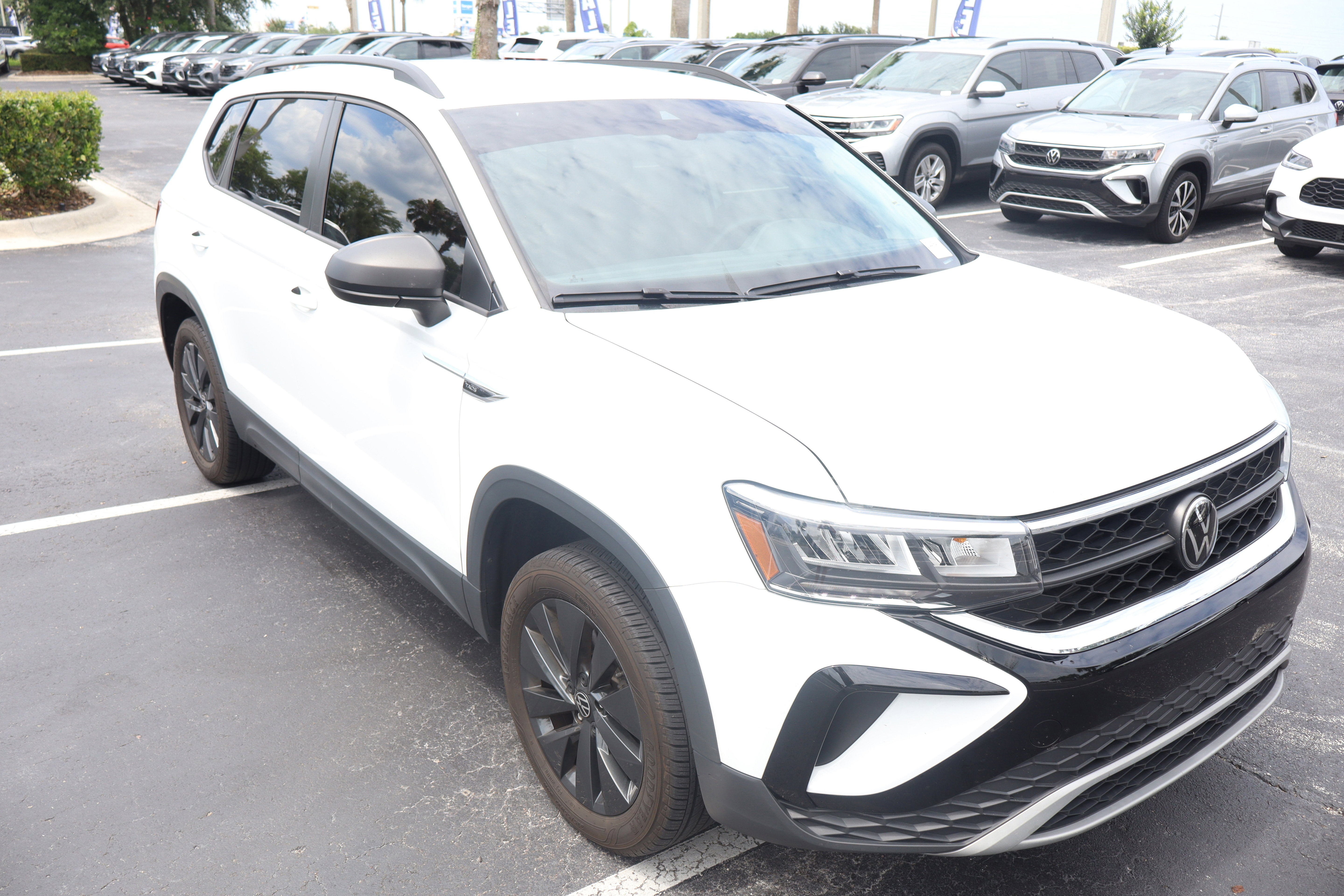 2024 Volkswagen Taos S