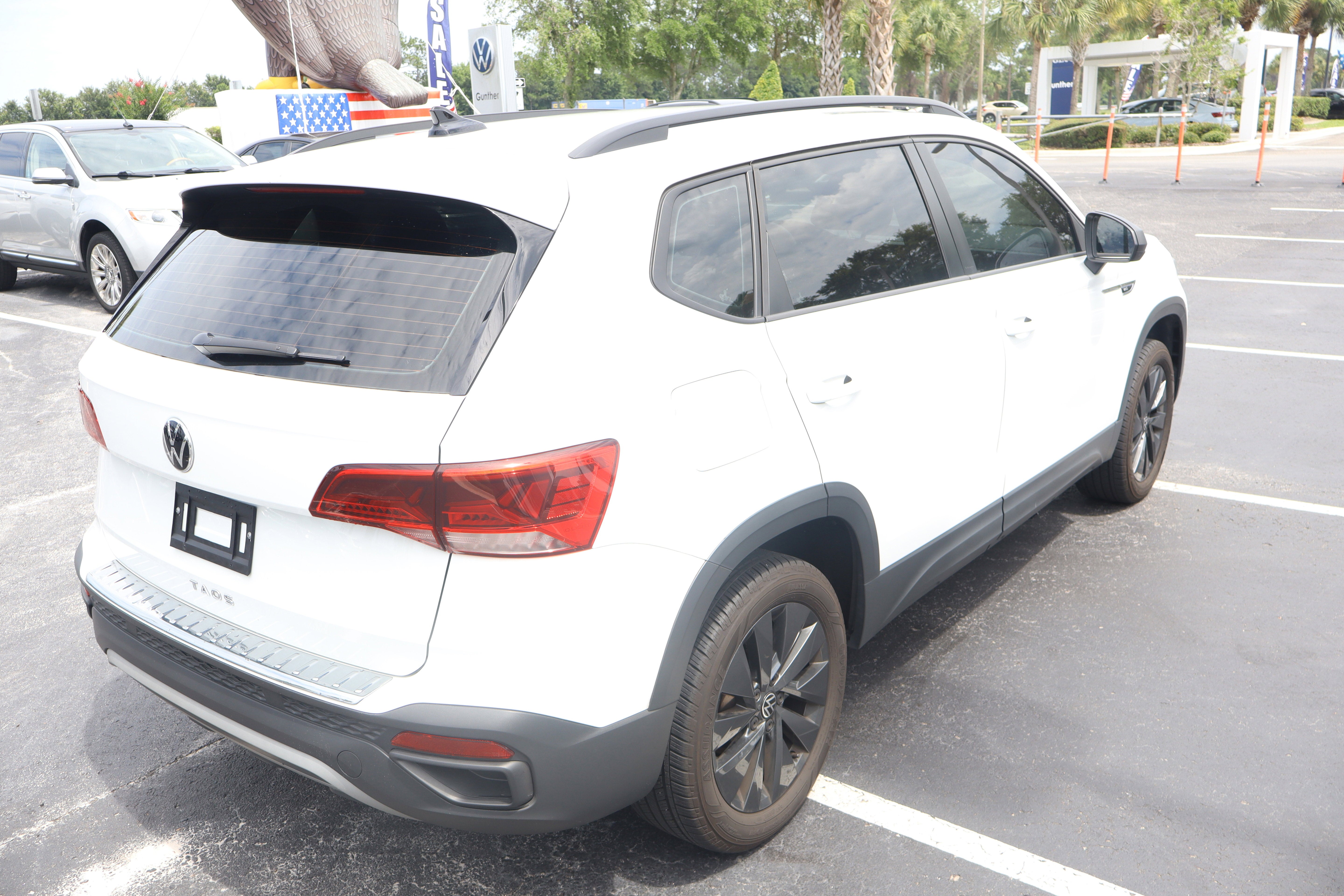 2024 Volkswagen Taos S