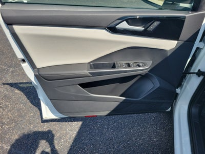 2025 Volkswagen Taos S
