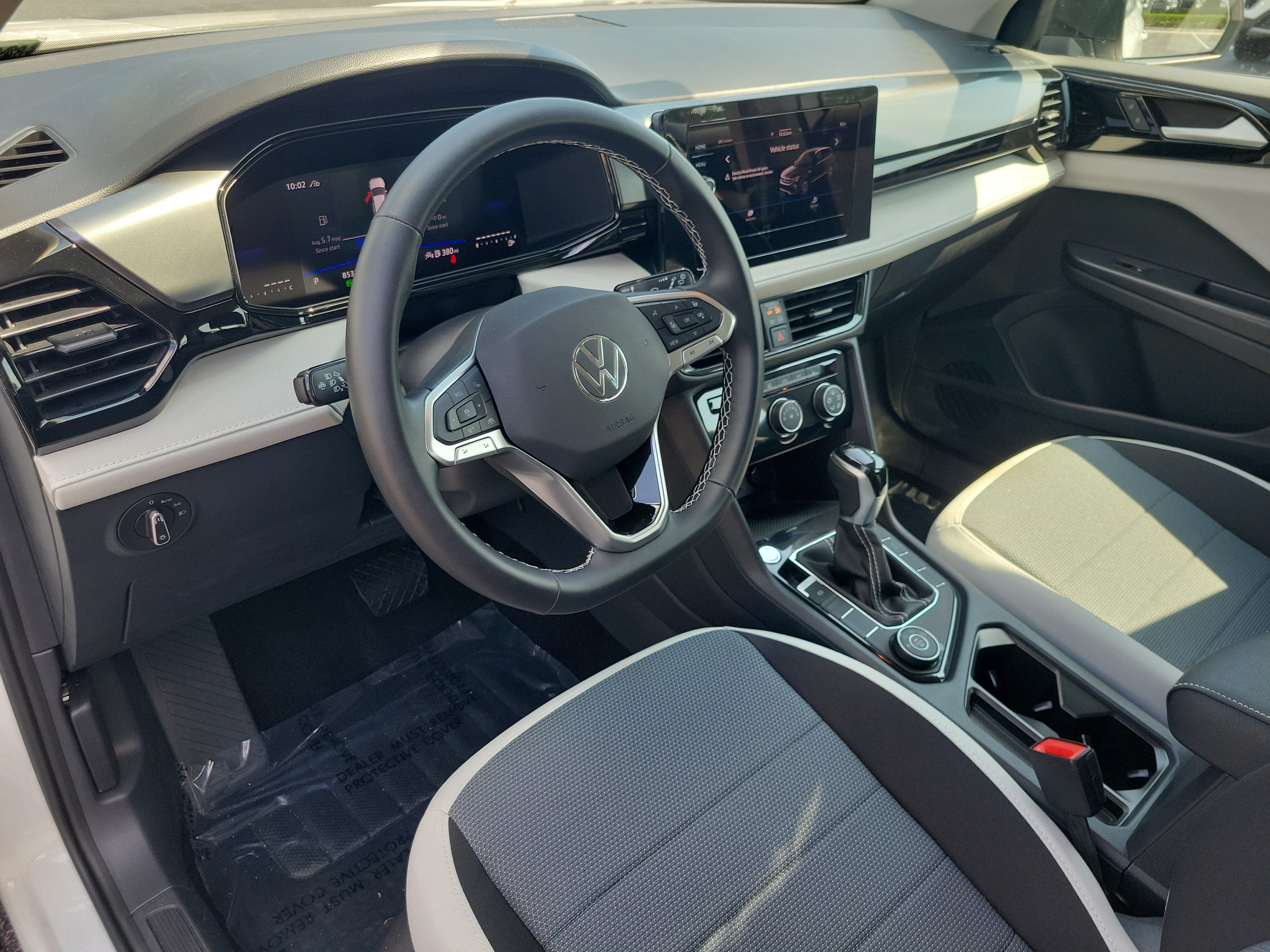 2025 Volkswagen Taos S