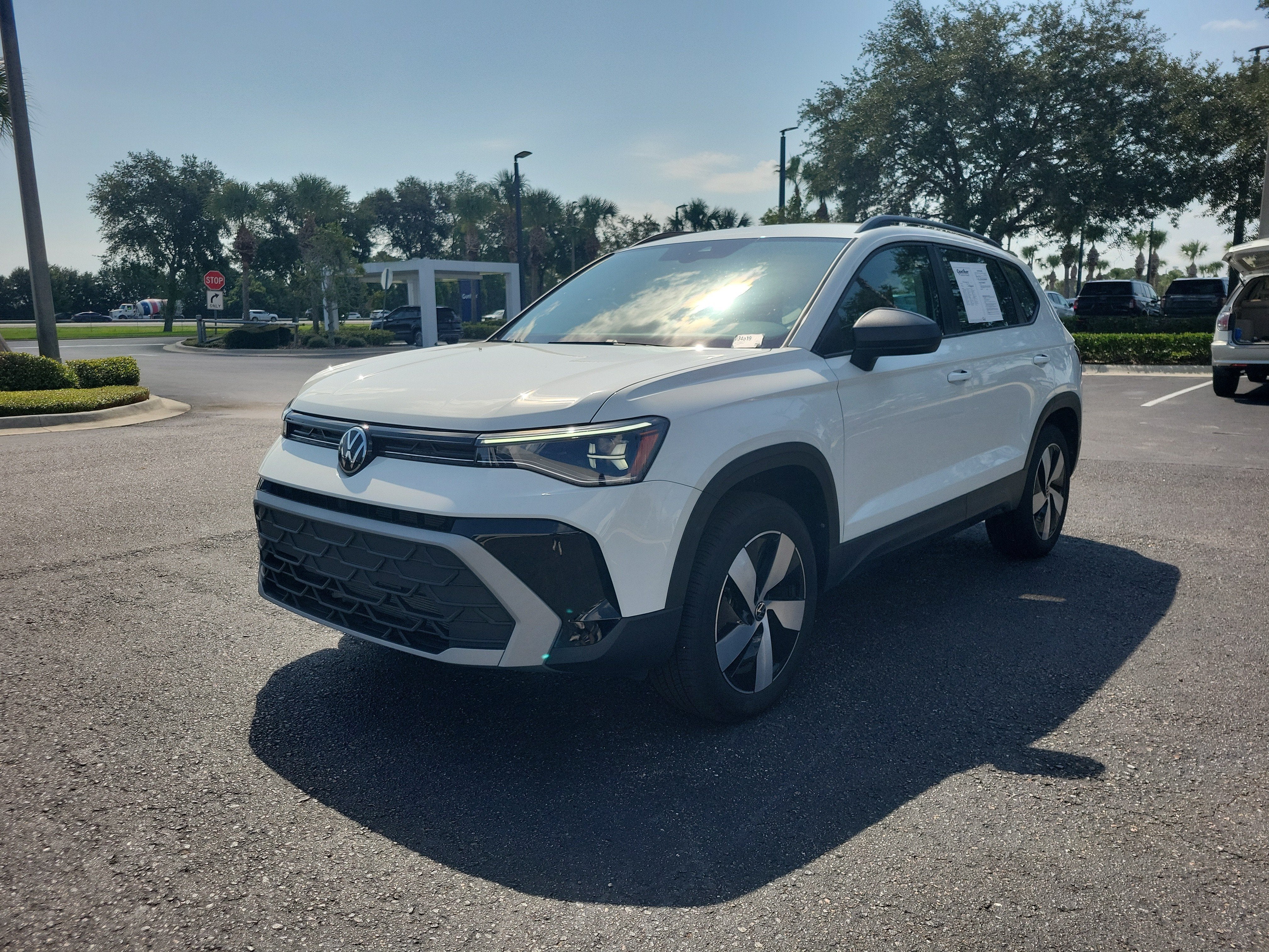 2025 Volkswagen Taos S