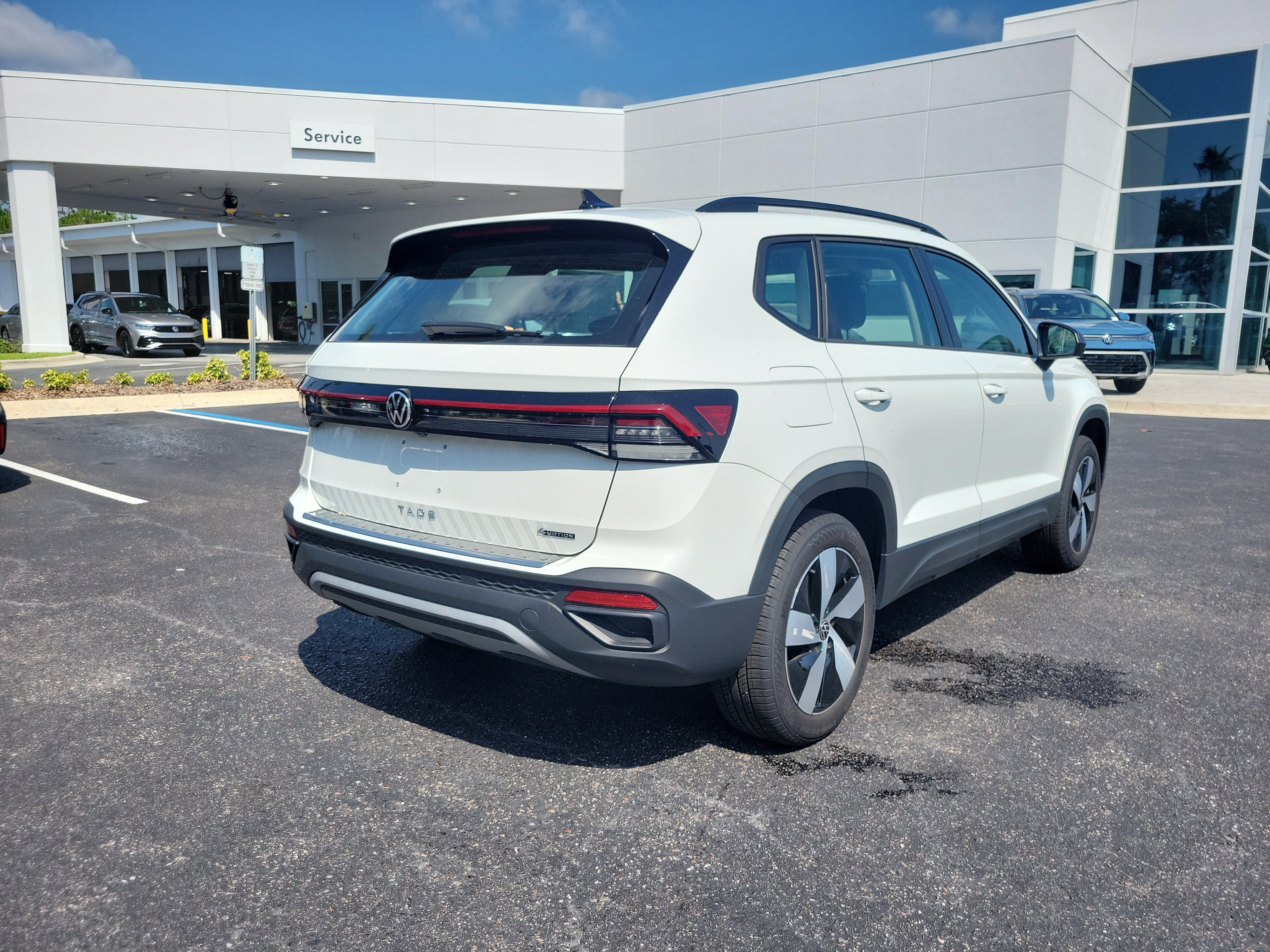 2025 Volkswagen Taos S