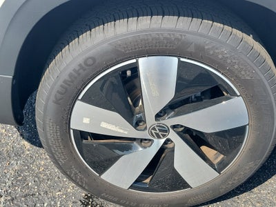 2025 Volkswagen Taos S