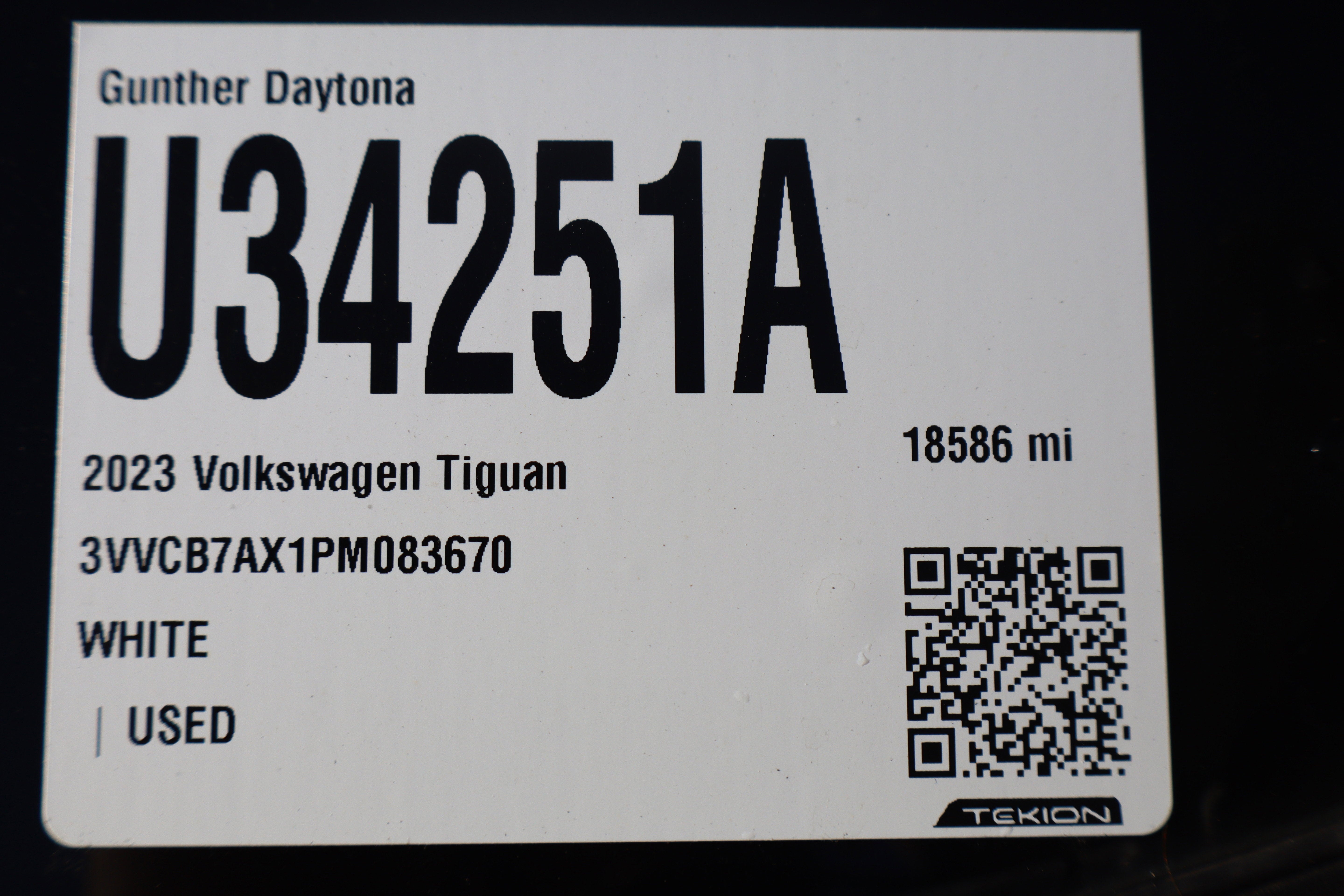 2023 Volkswagen Tiguan SE R-Line Black