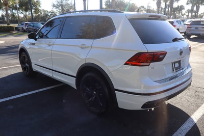 2023 Volkswagen Tiguan SE R-Line Black