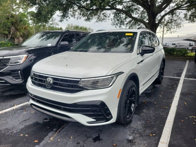 2024 Volkswagen Tiguan SE R-Line Black