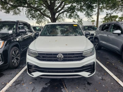 2024 Volkswagen Tiguan SE R-Line Black
