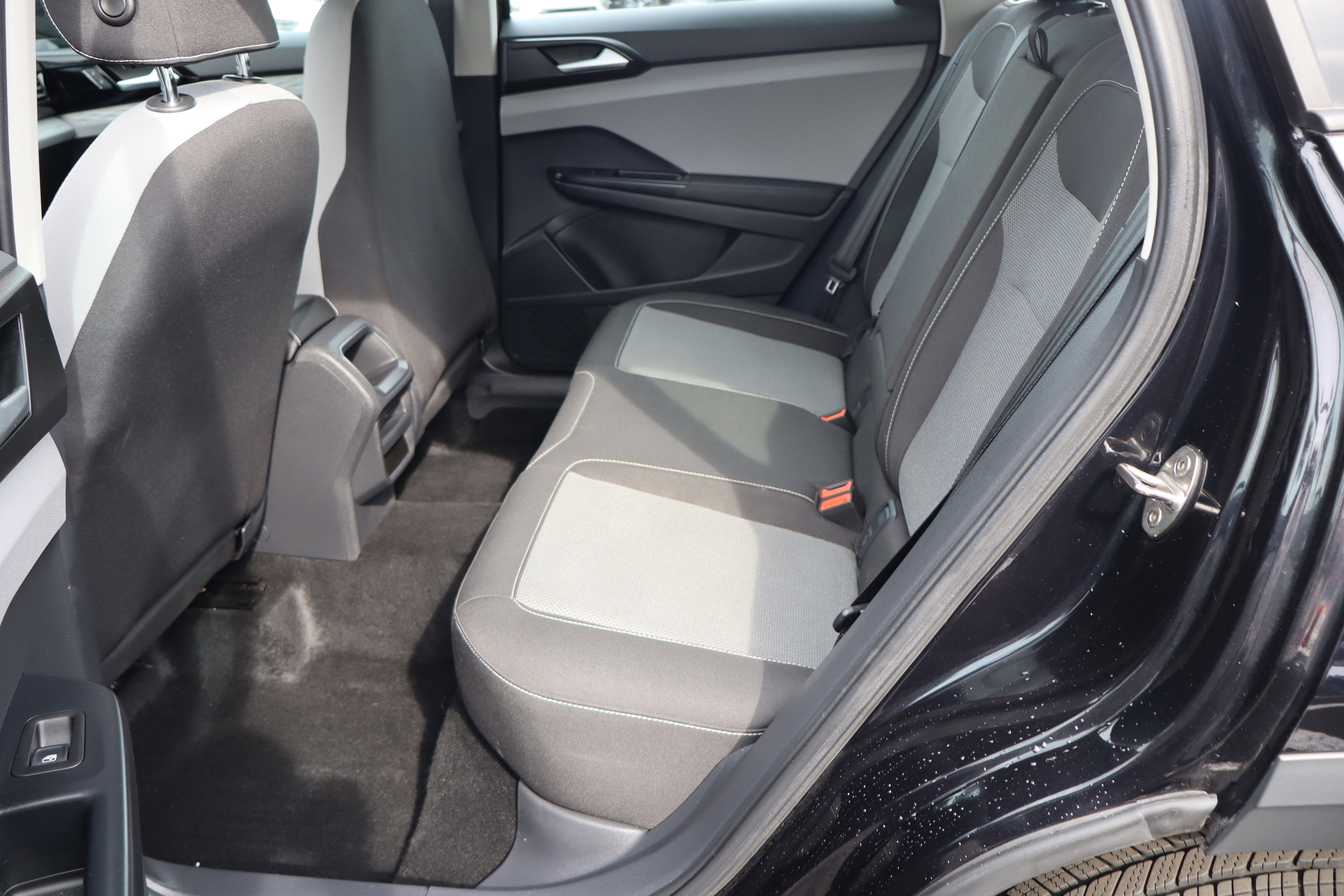 2023 Volkswagen Taos S