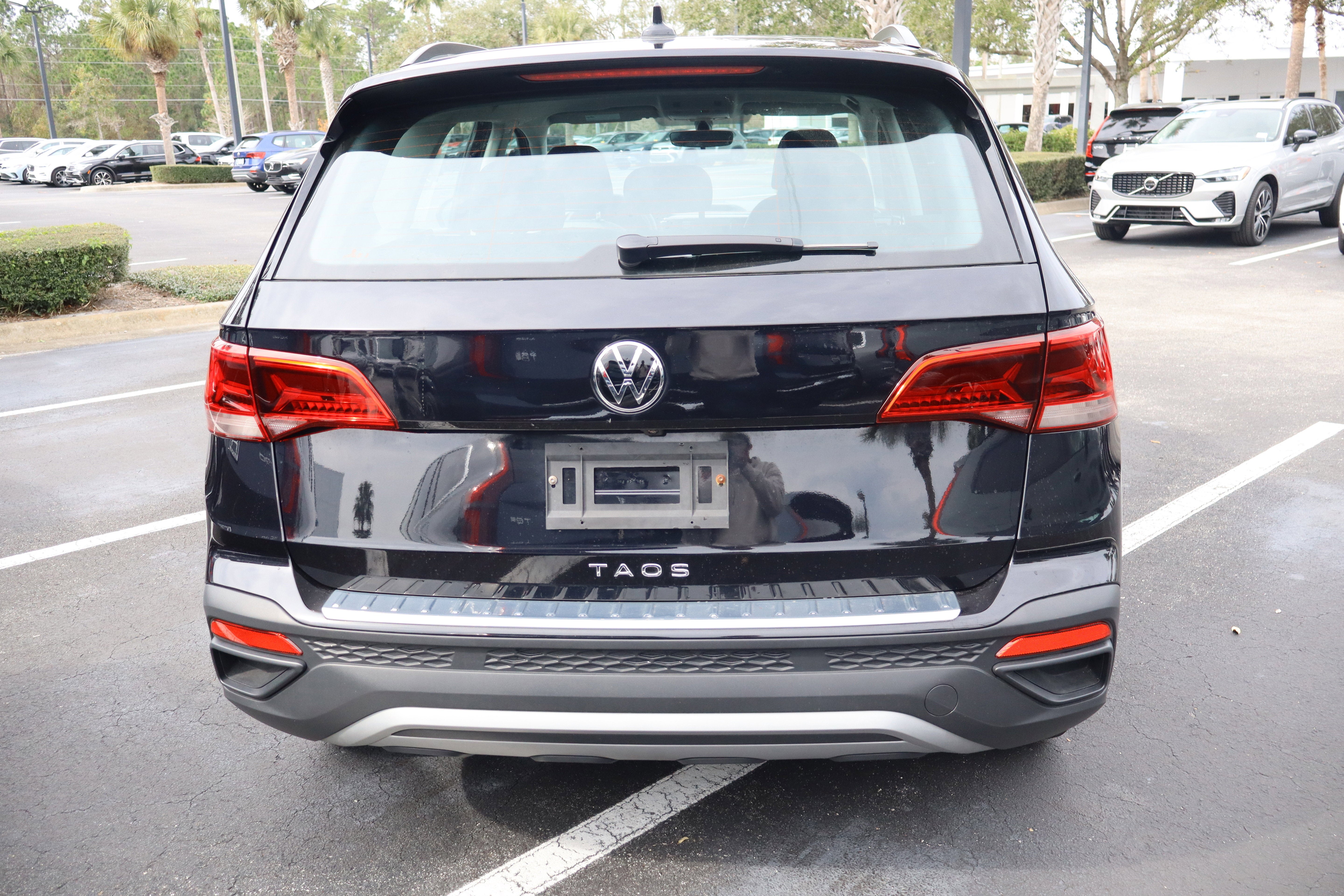 2023 Volkswagen Taos S