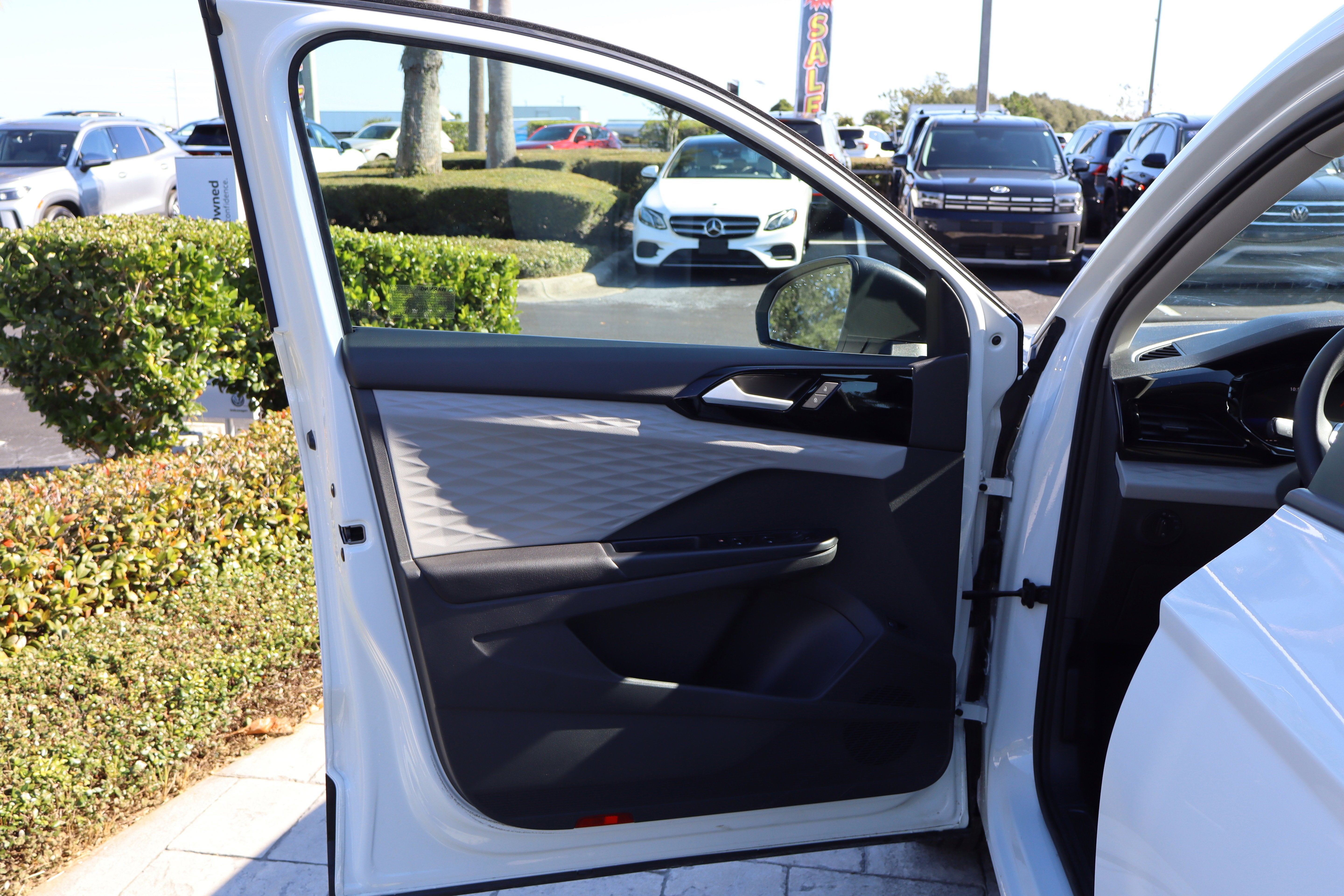 2023 Volkswagen Taos S