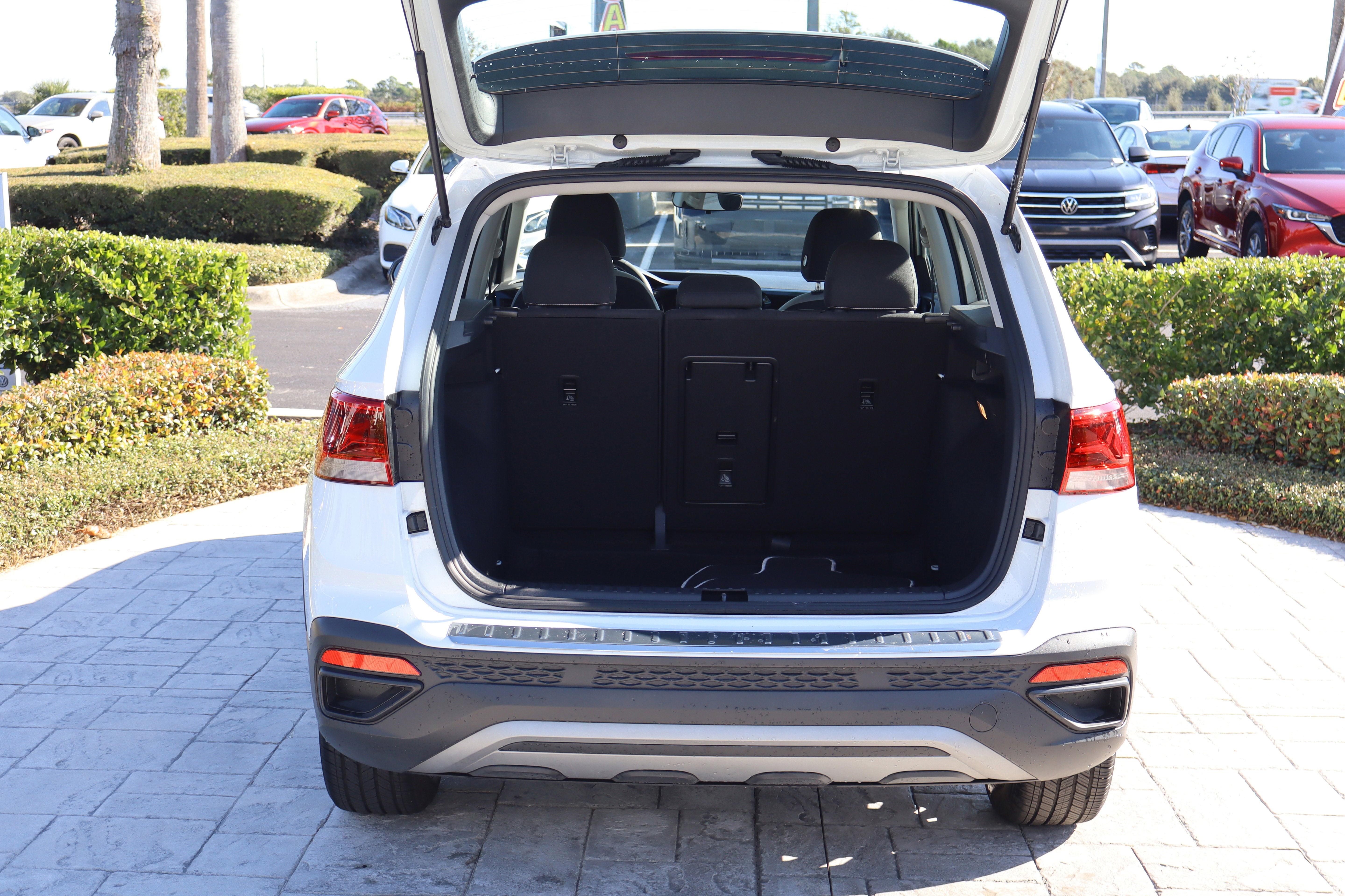 2023 Volkswagen Taos S