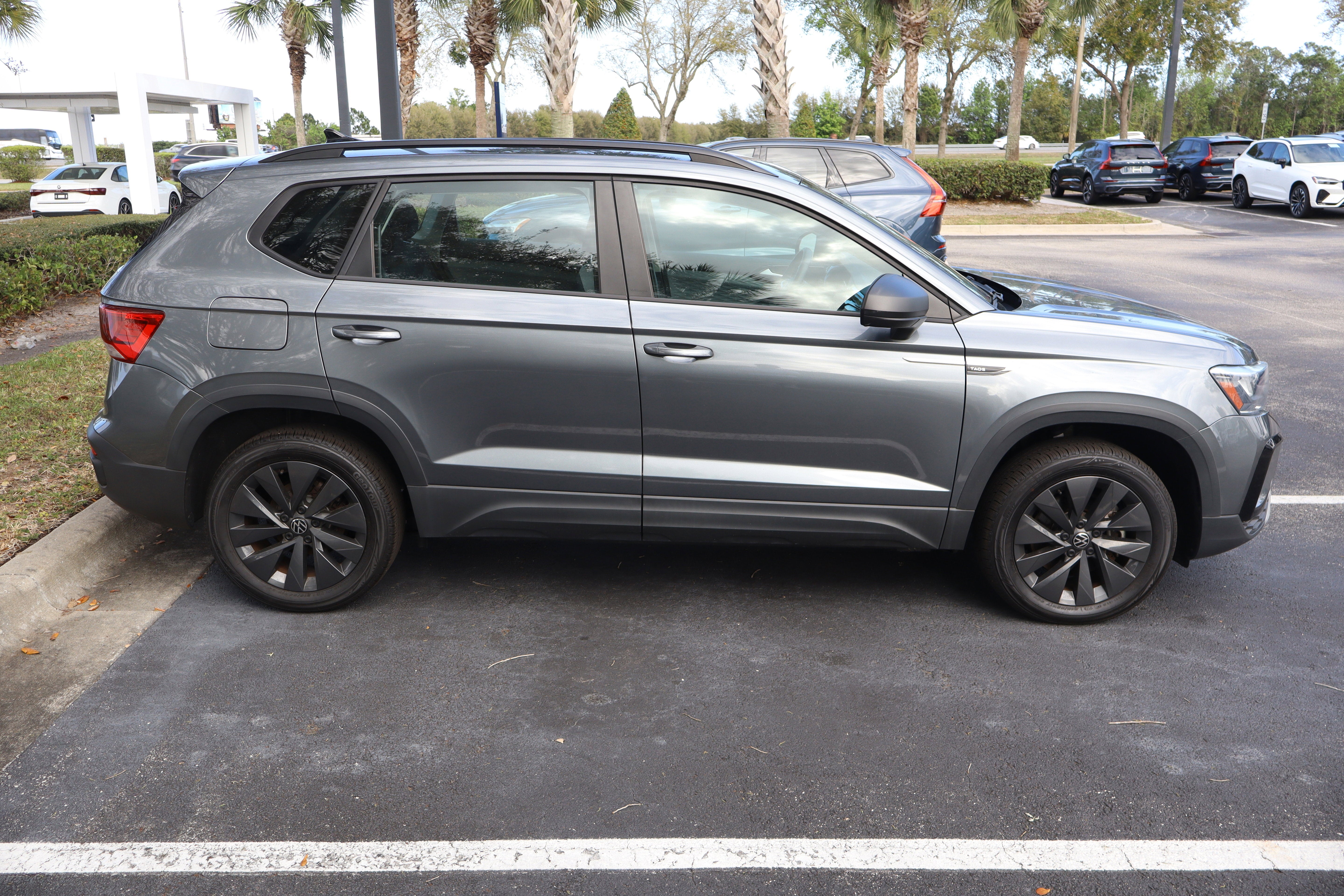 2023 Volkswagen Taos S