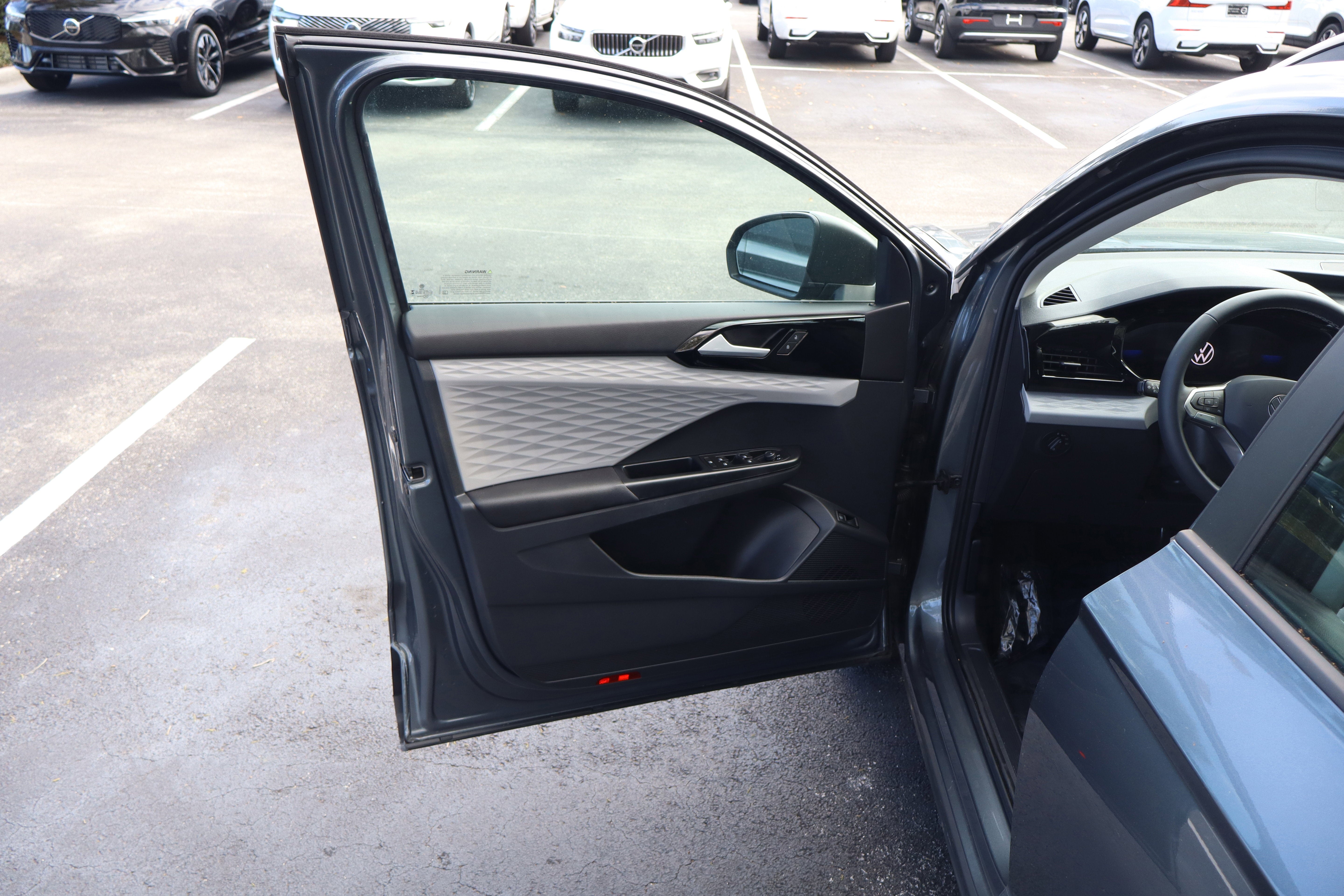 2023 Volkswagen Taos S