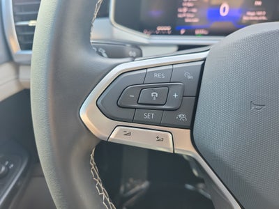 2025 Volkswagen Taos SE