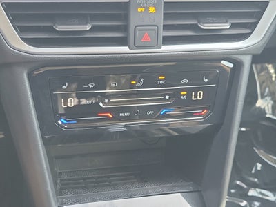 2025 Volkswagen Taos SE