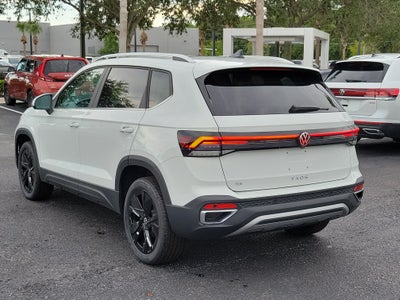 2026 Volkswagen Taos SE