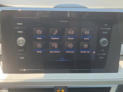 2026 Volkswagen Taos SE