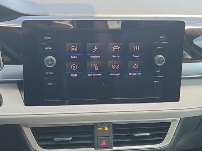 2025 Volkswagen Taos SE
