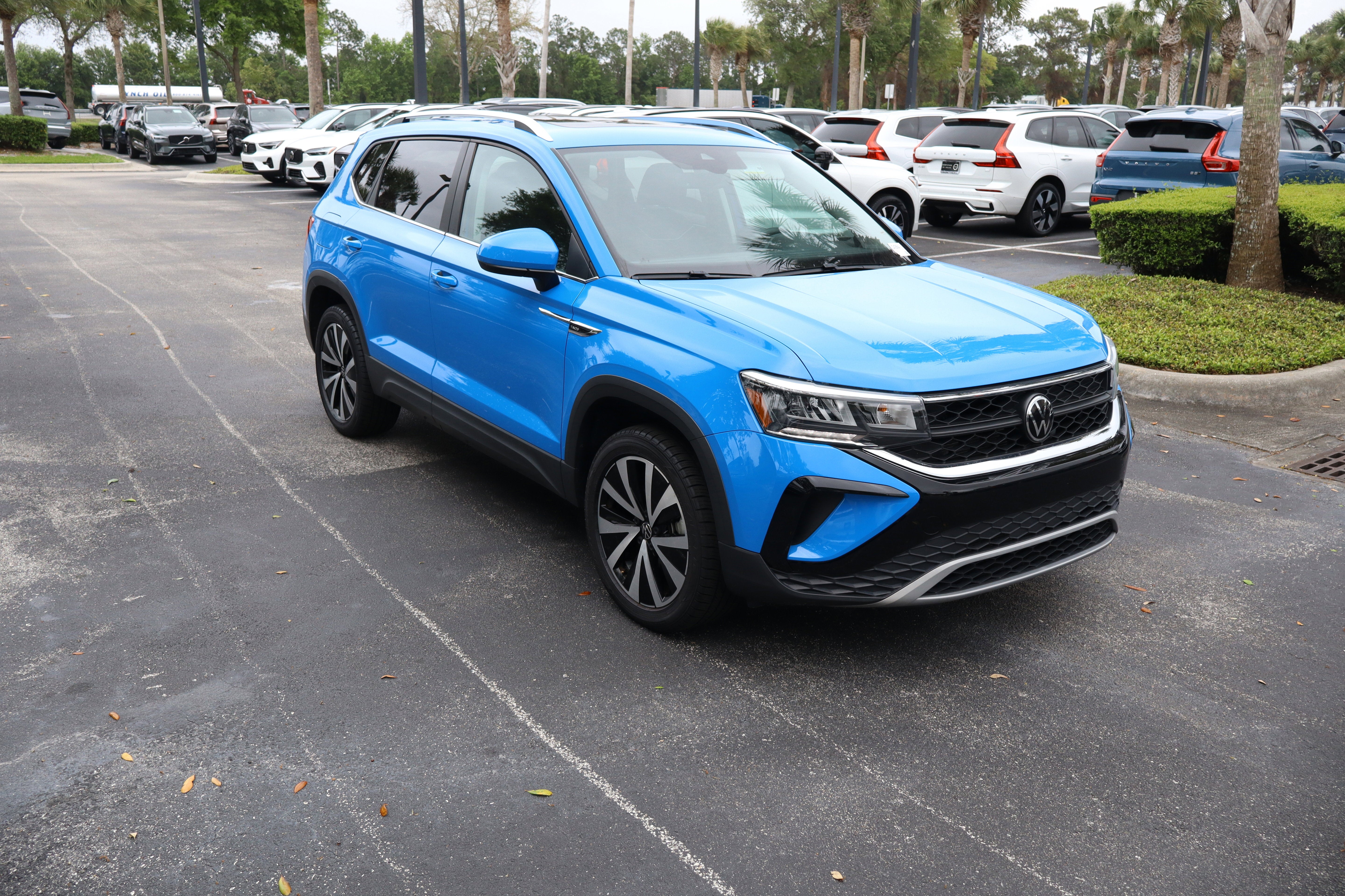 2023 Volkswagen Taos SE