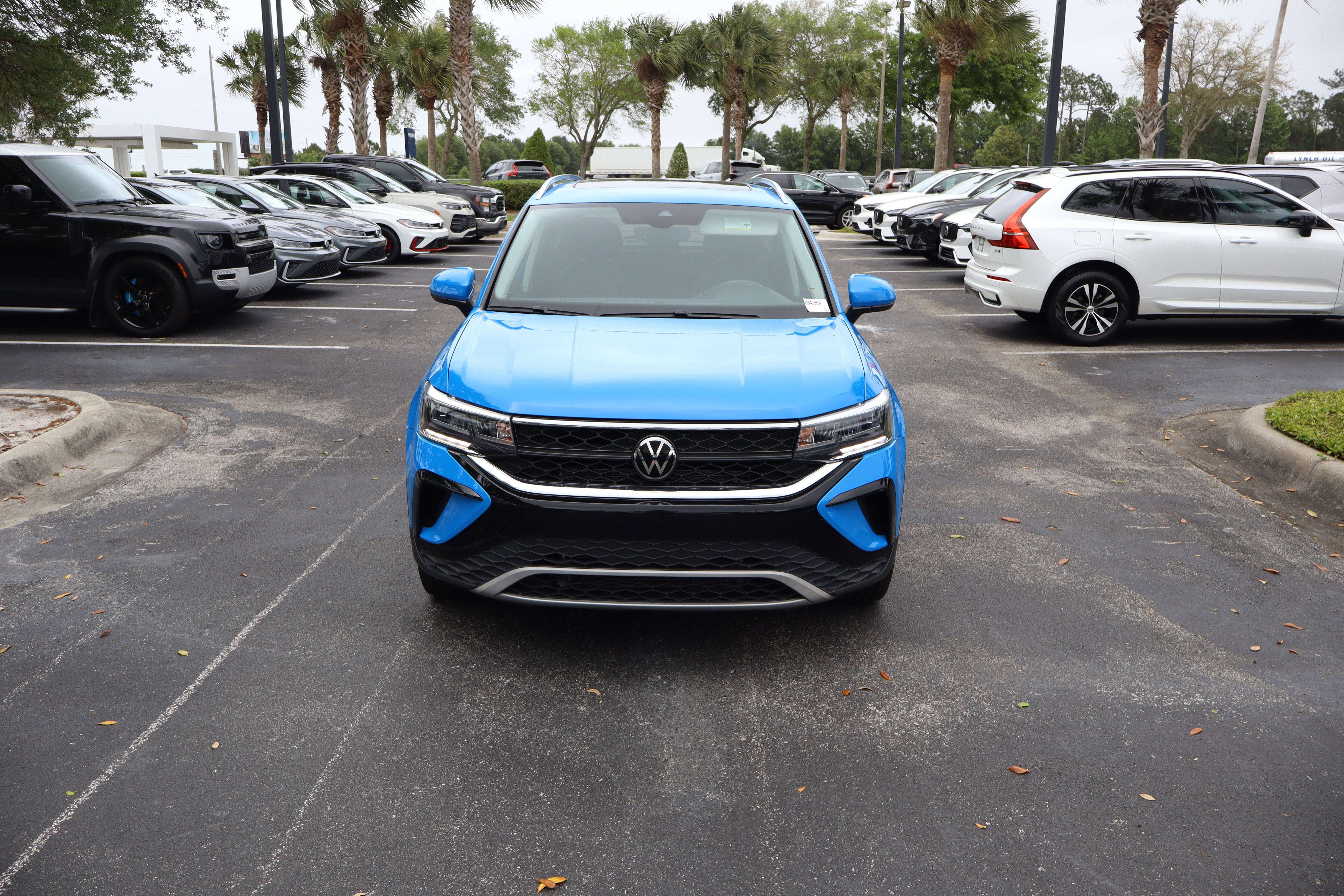 2023 Volkswagen Taos SE