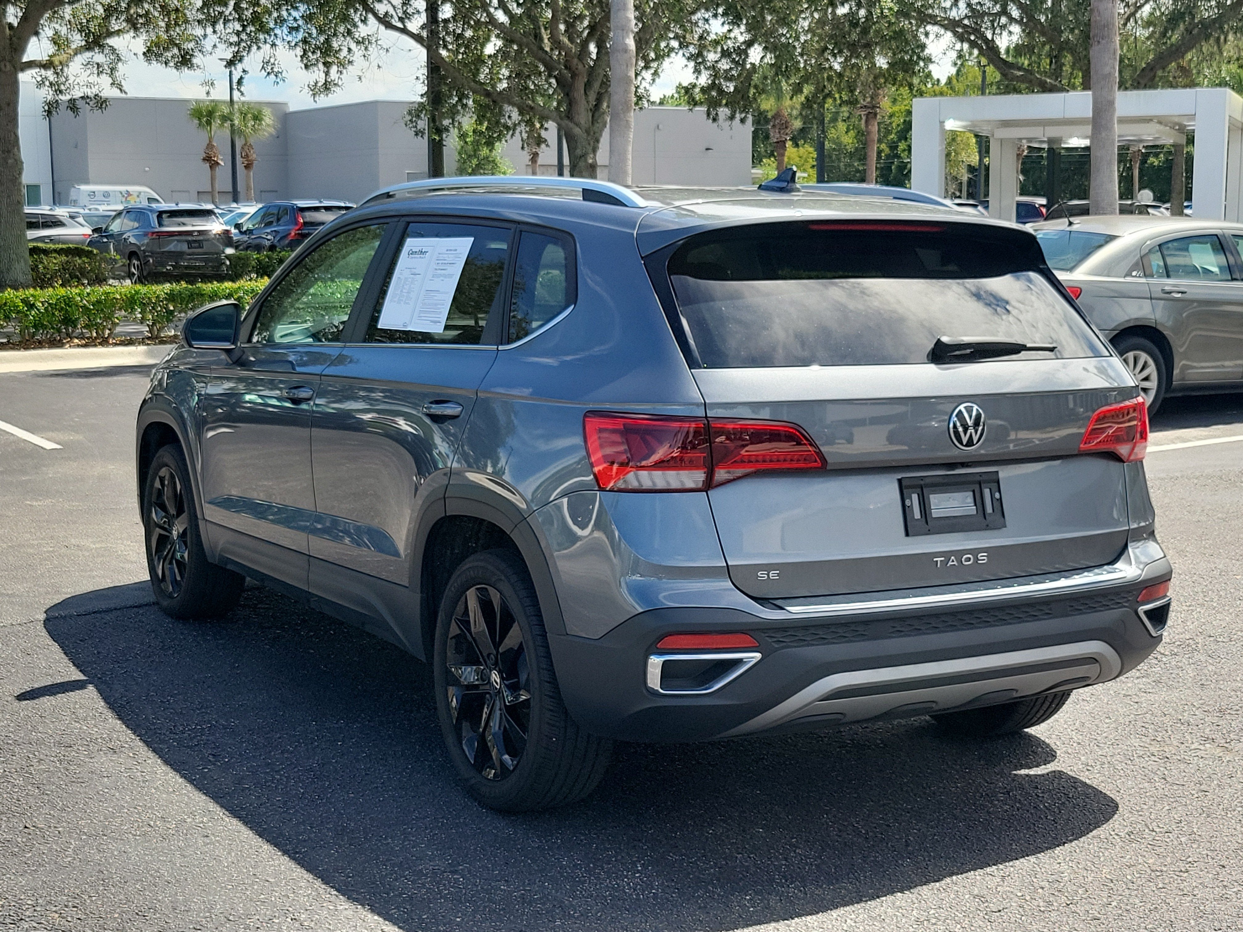 2023 Volkswagen Taos SE
