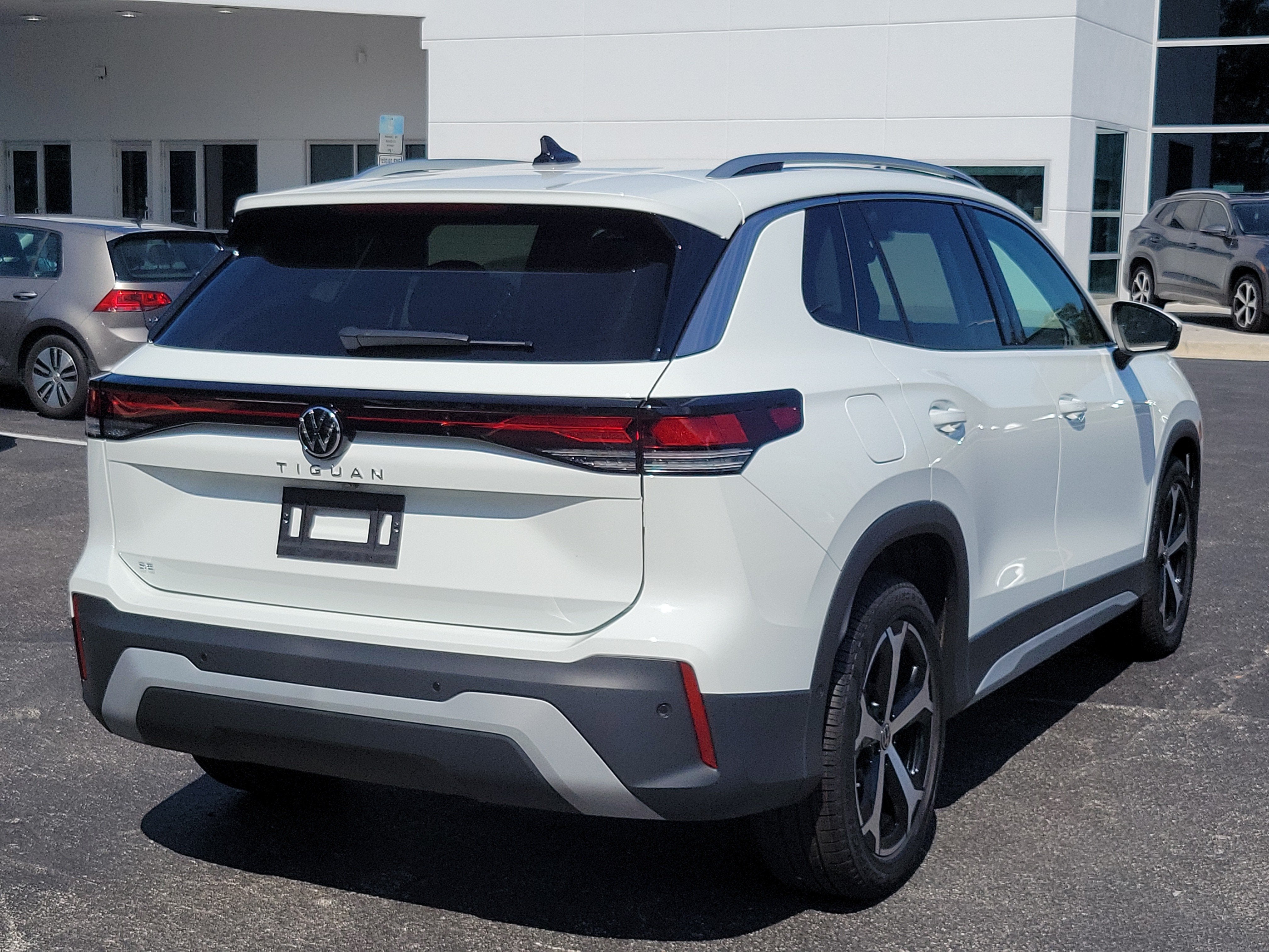 2026 Volkswagen Tiguan SE