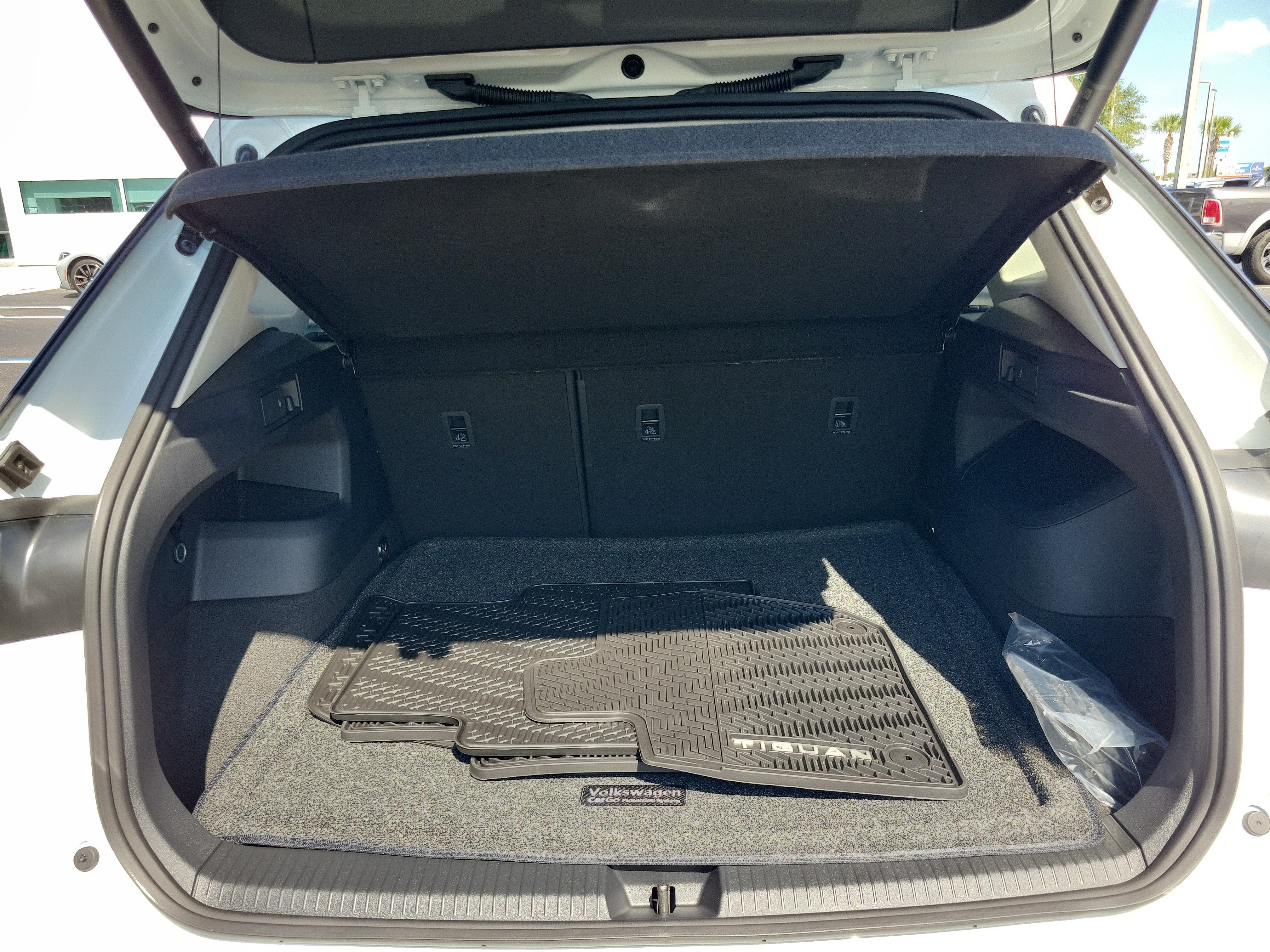 2026 Volkswagen Tiguan SE