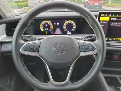 2025 Volkswagen Tiguan SE