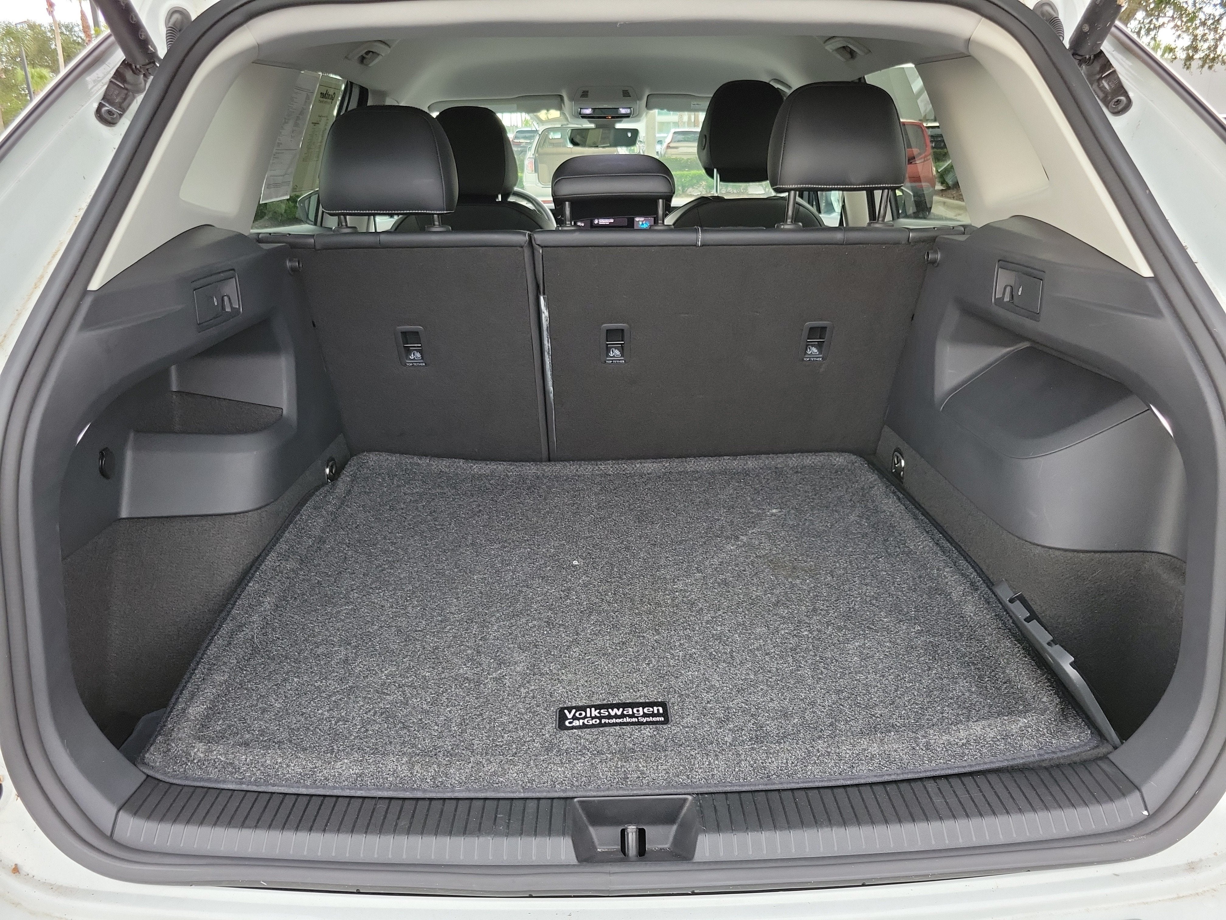 2025 Volkswagen Tiguan SE