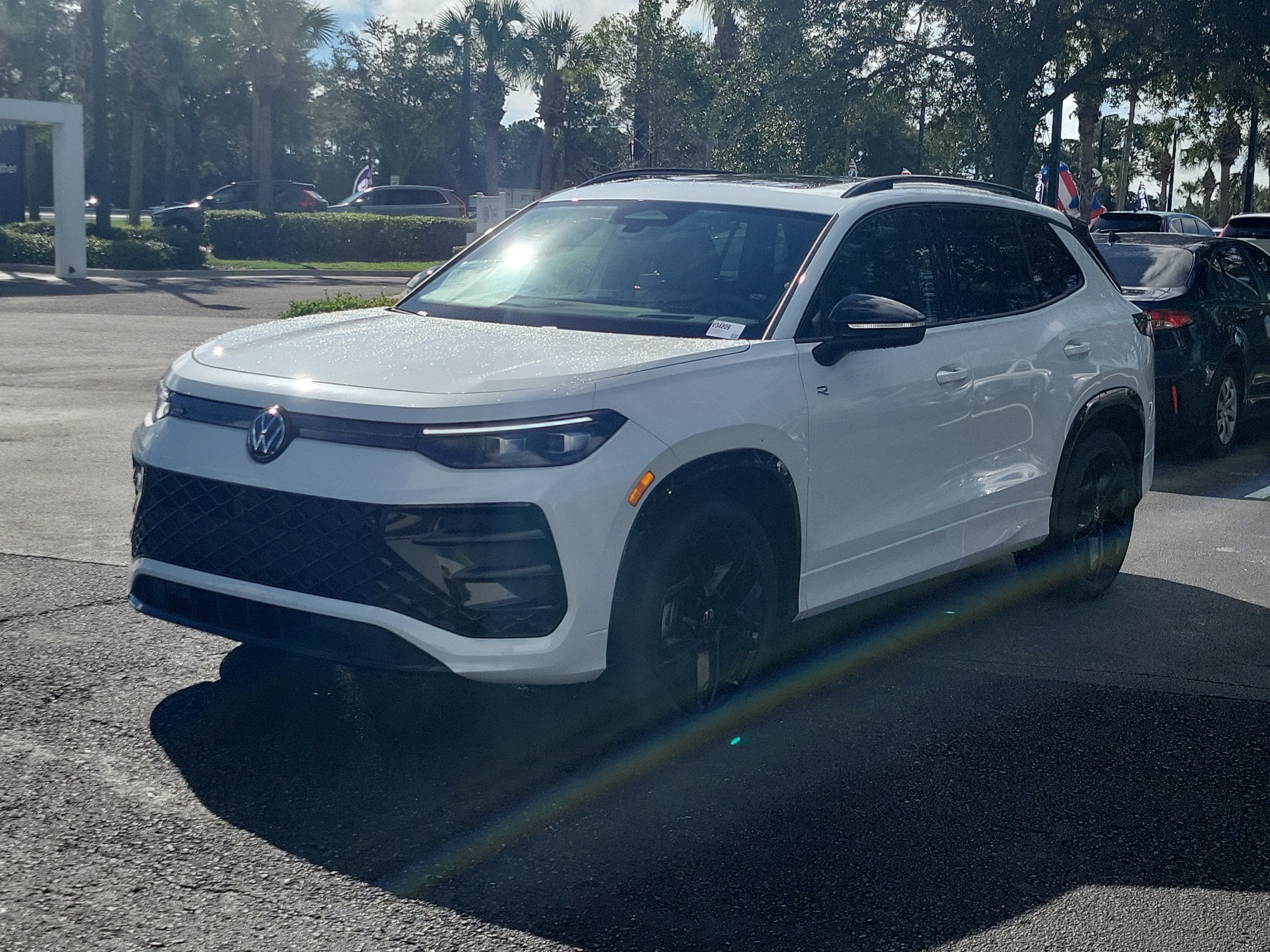 2026 Volkswagen Tiguan SE R-Line Black