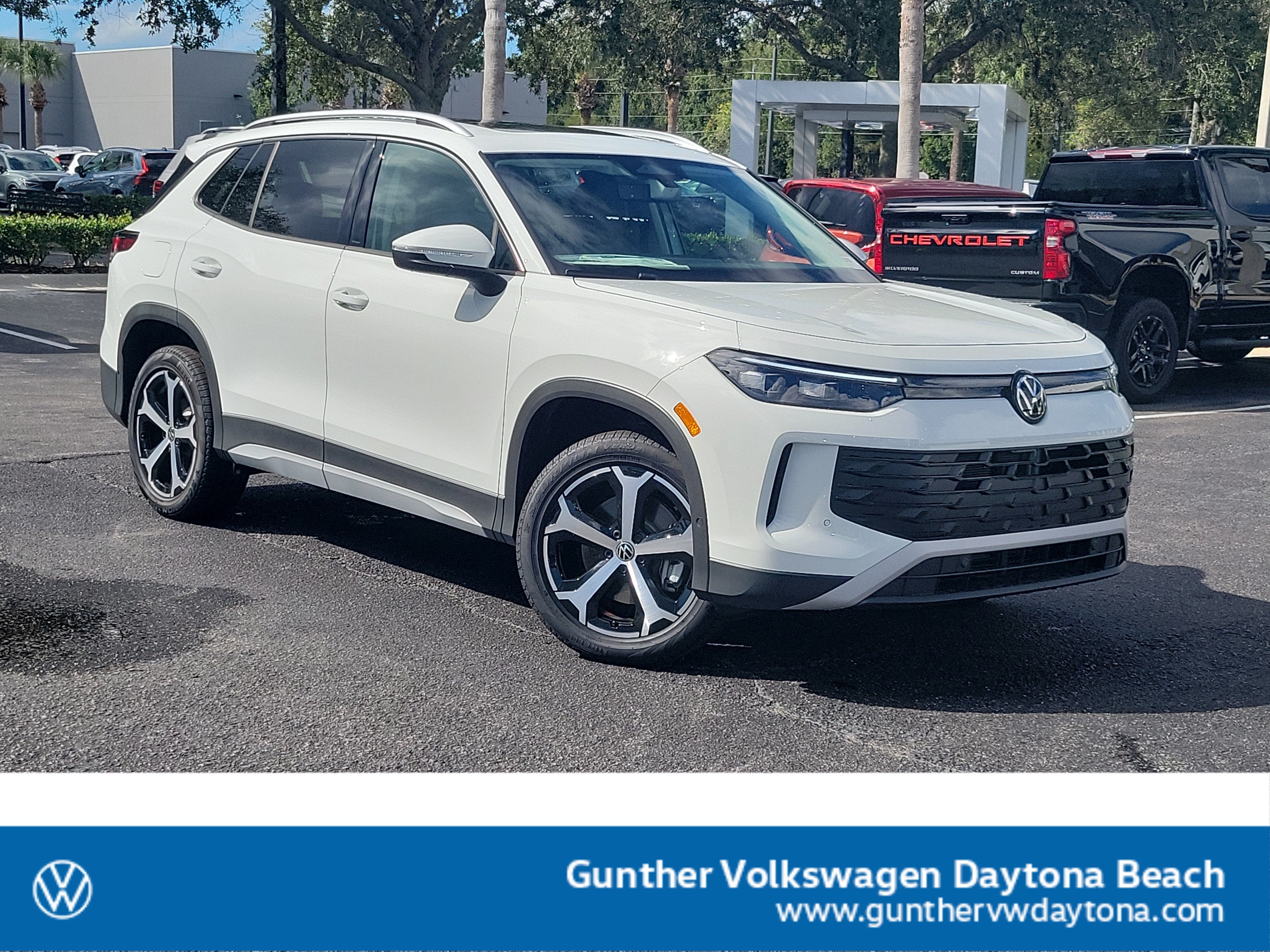 2026 Volkswagen Tiguan SE