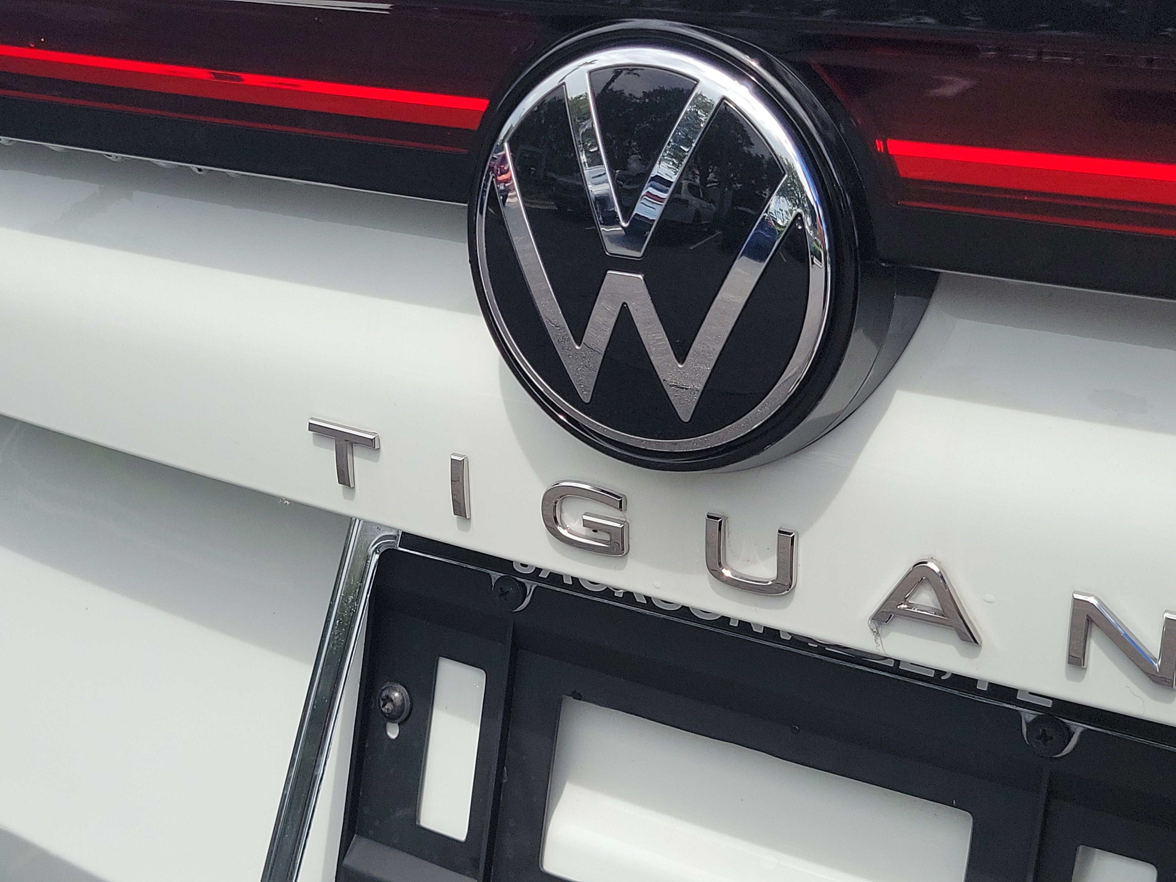 2026 Volkswagen Tiguan SE