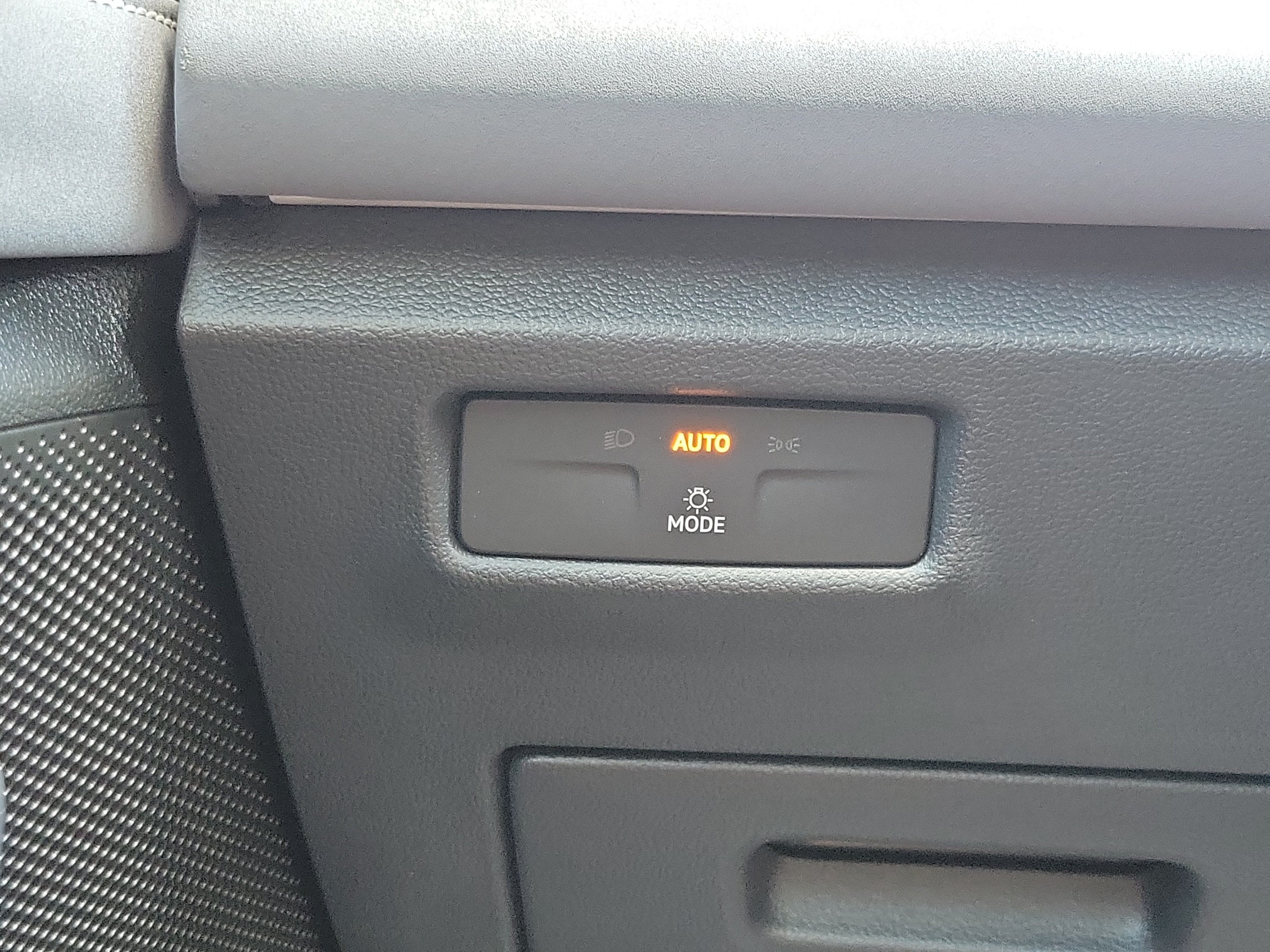 2025 Volkswagen Tiguan SE