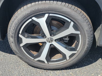 2025 Volkswagen Tiguan SE