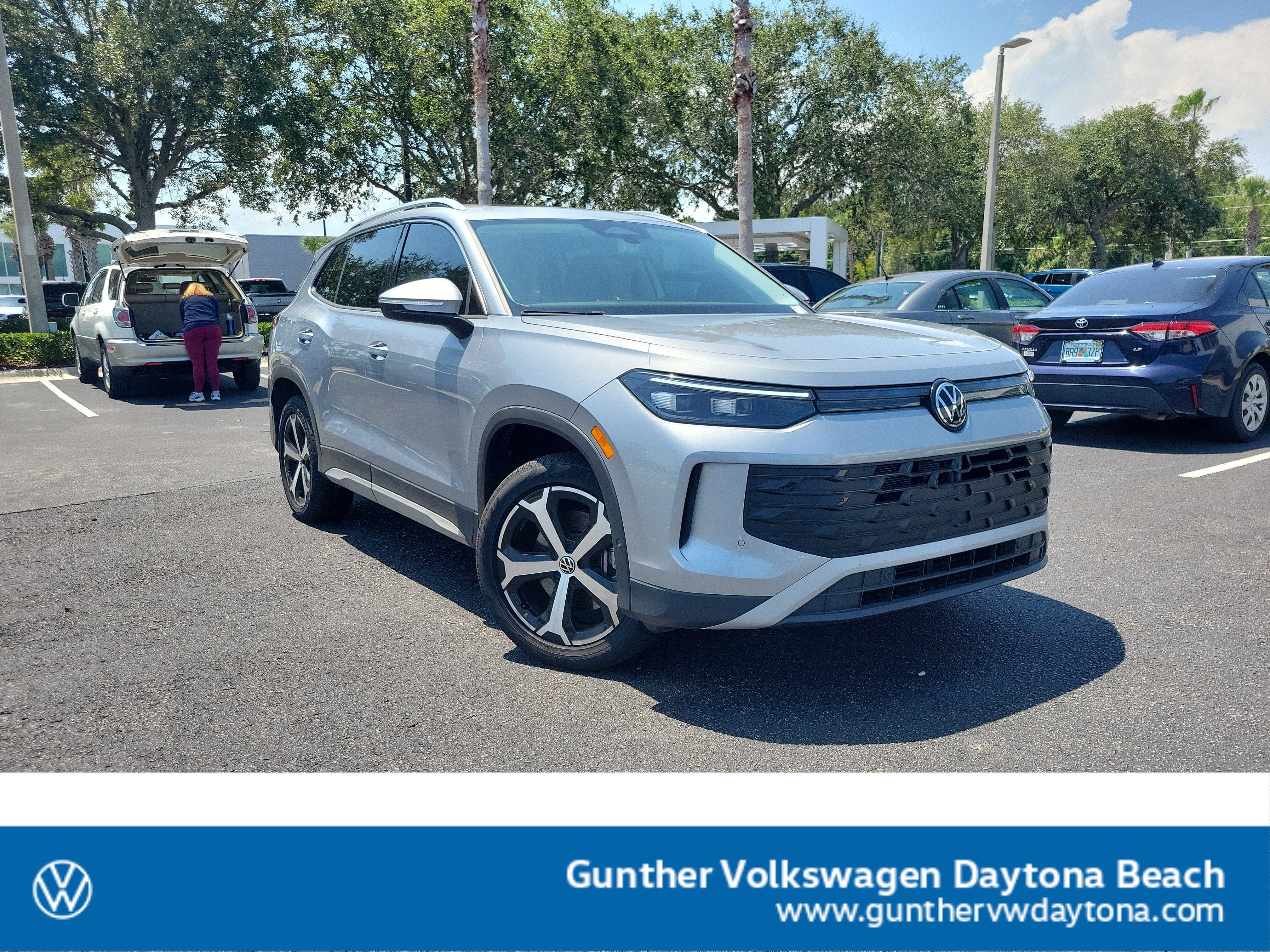2025 Volkswagen Tiguan SE