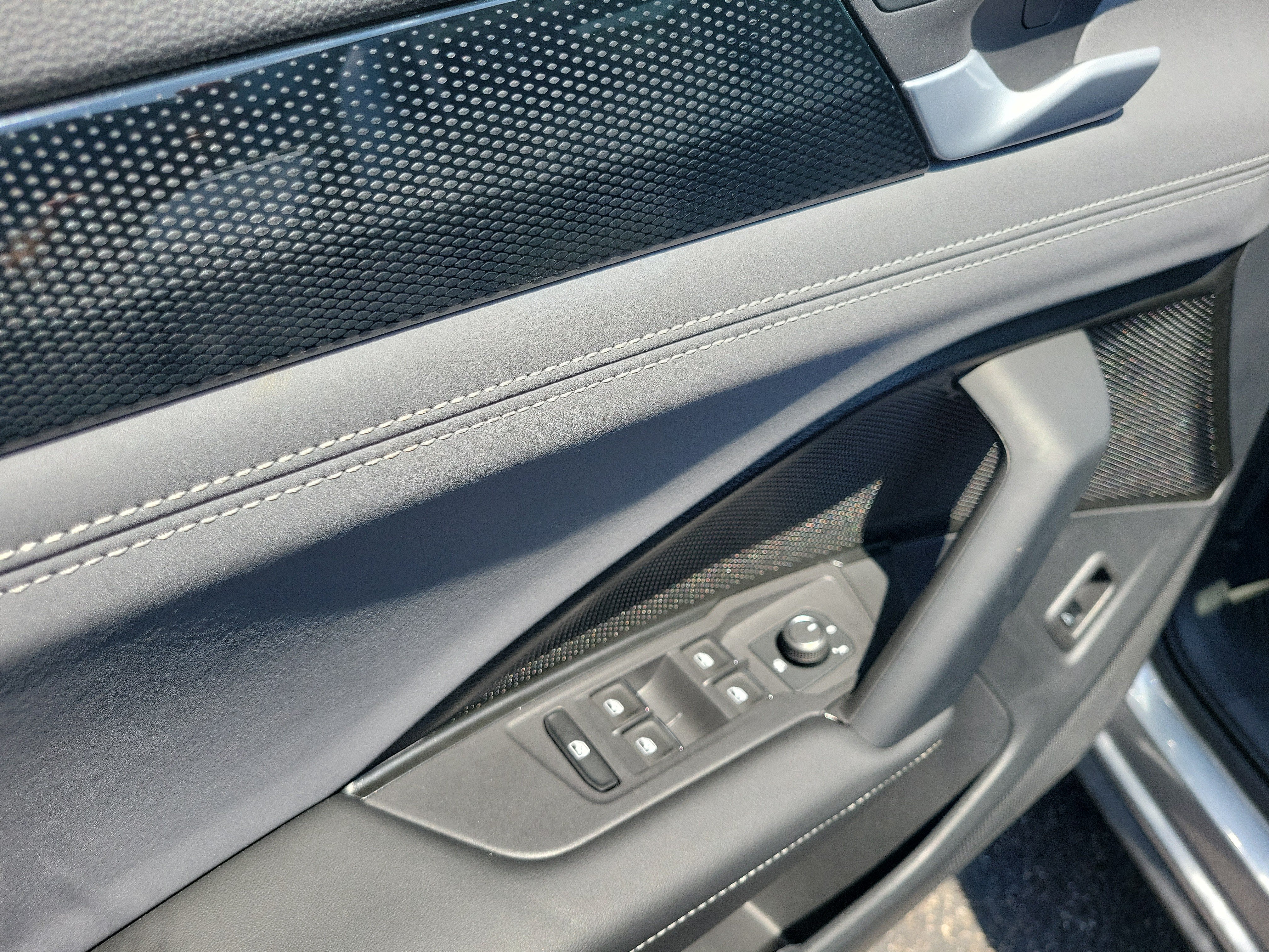 2025 Volkswagen Tiguan SE