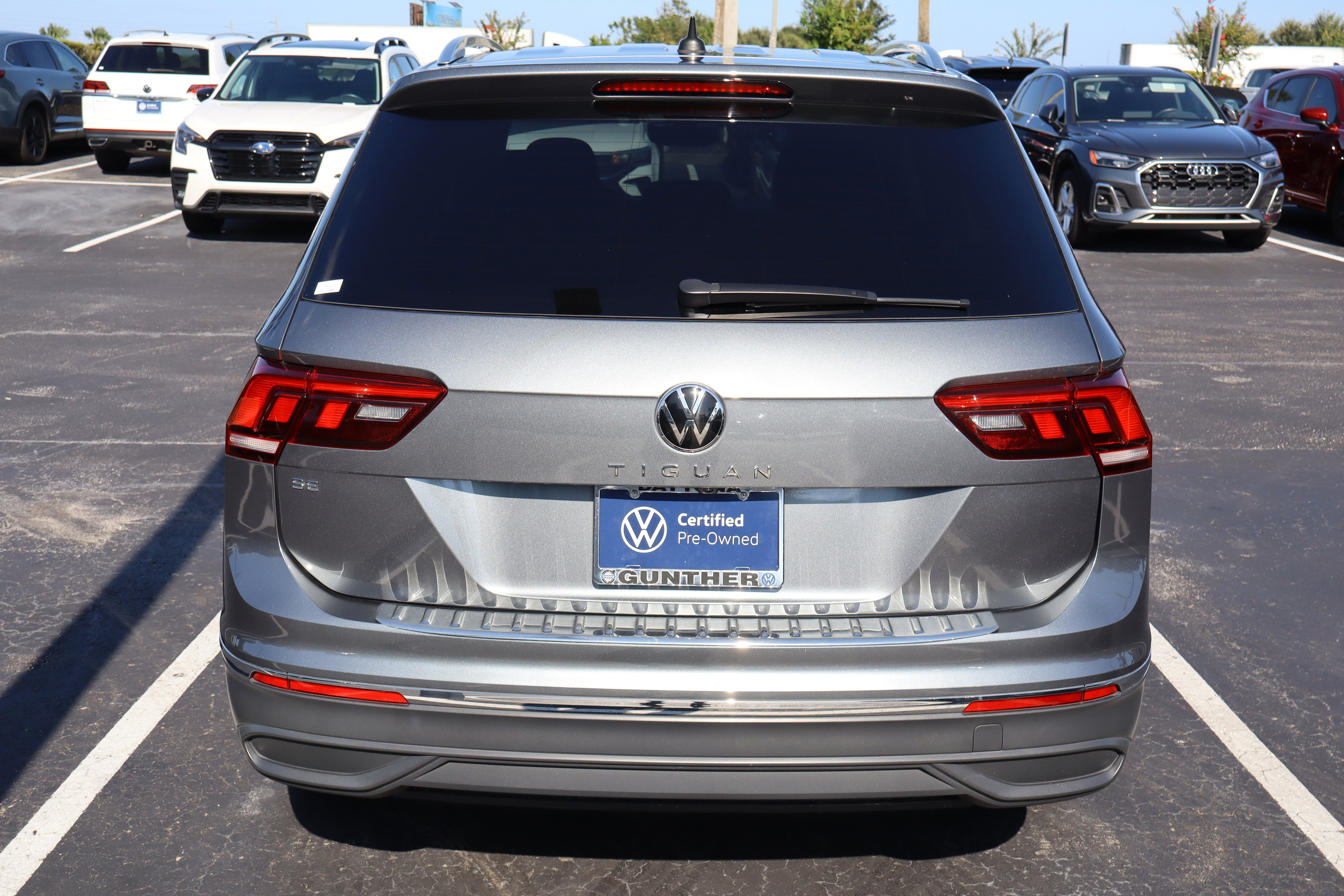 2023 Volkswagen Tiguan SE